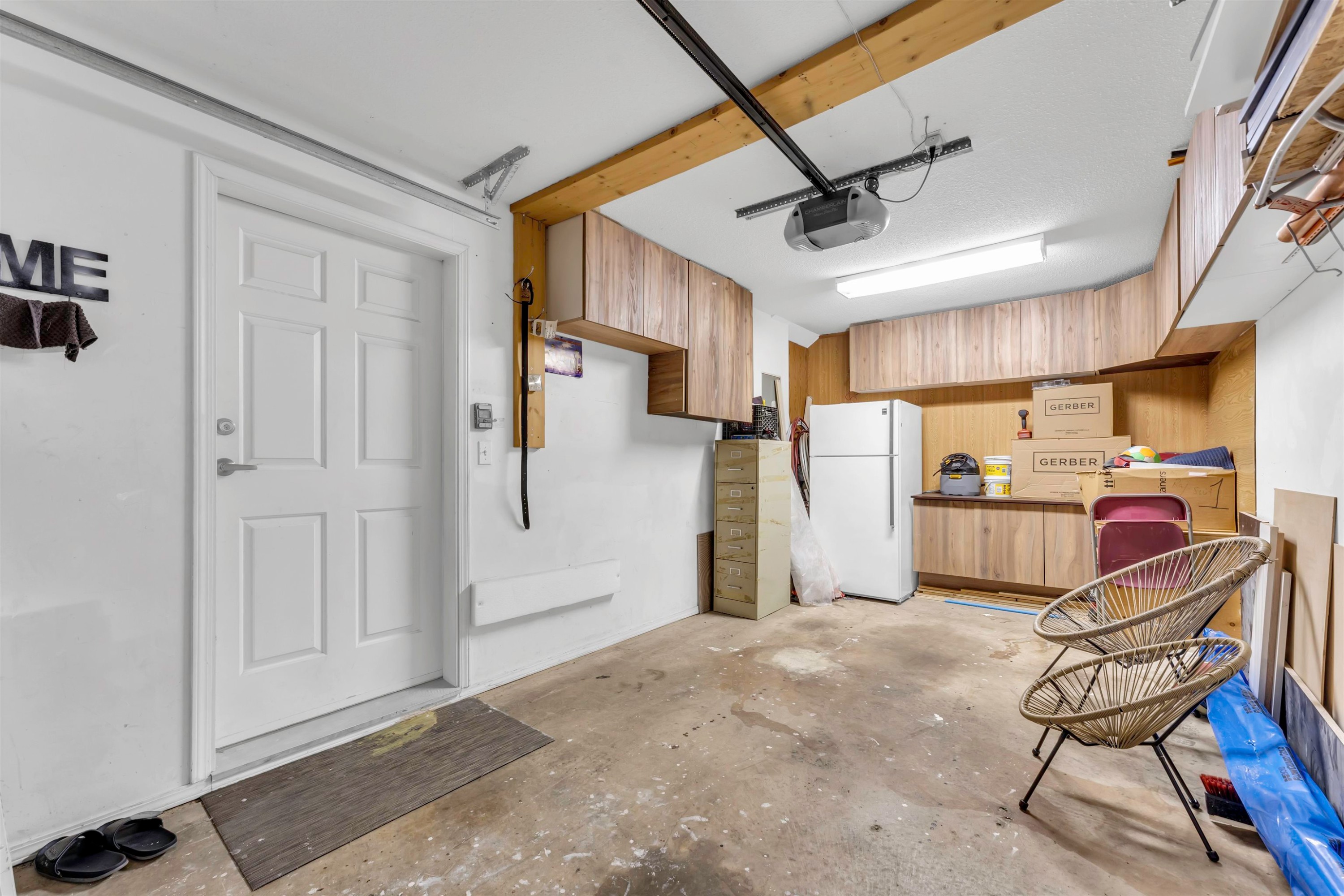 









12172


72

Avenue, 21,
Surrey,




BC
V3W 2L9

