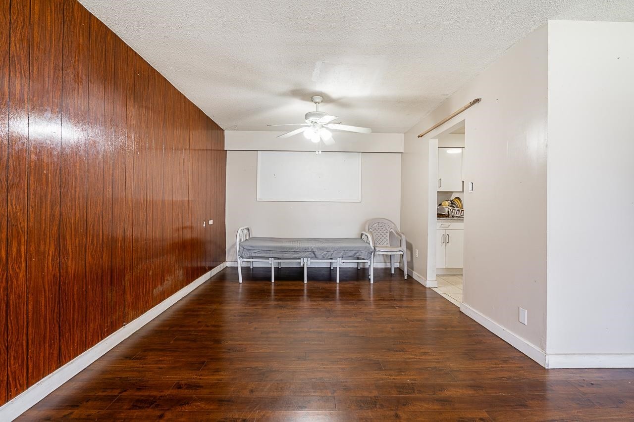 









10040


128

Street,
Surrey,




BC
V5N 5K7

