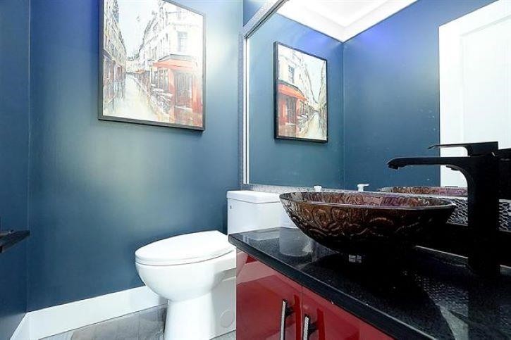 









7794


141b

Street,
Surrey,




BC
V3W 6J7

