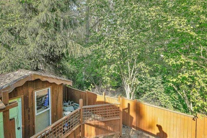 









7794


141b

Street,
Surrey,




BC
V3W 6J7

