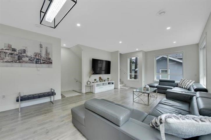 









12830


62

Avenue, 27,
Surrey,




BC
V3X 0K8

