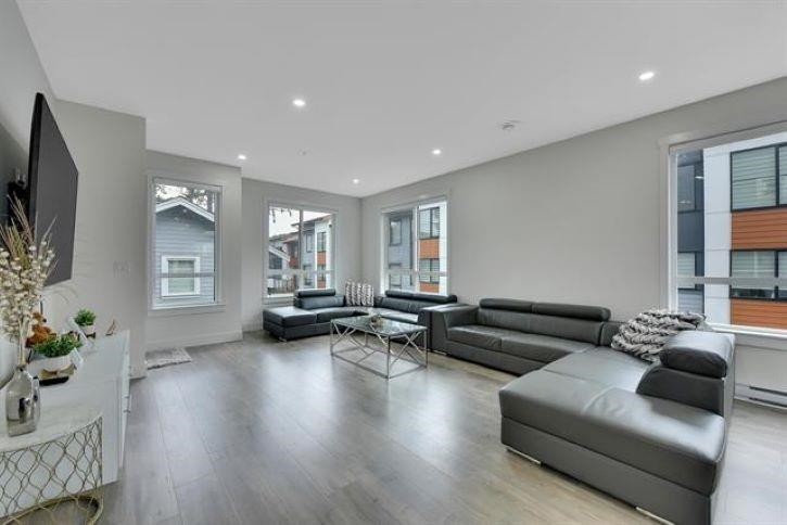 









12830


62

Avenue, 27,
Surrey,




BC
V3X 0K8

