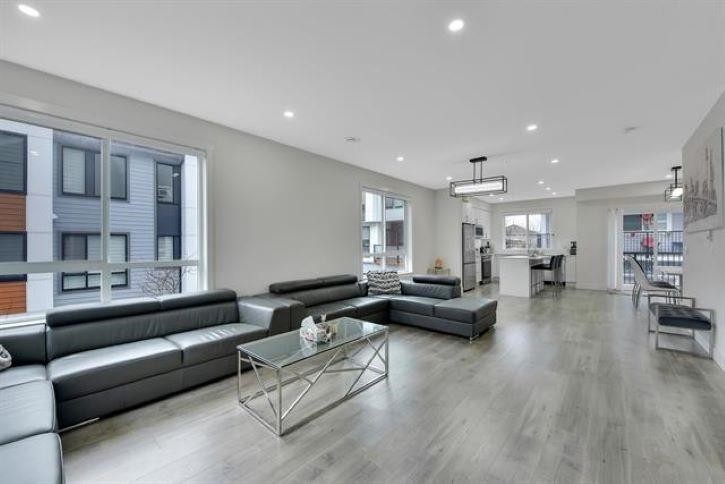 









12830


62

Avenue, 27,
Surrey,




BC
V3X 0K8

