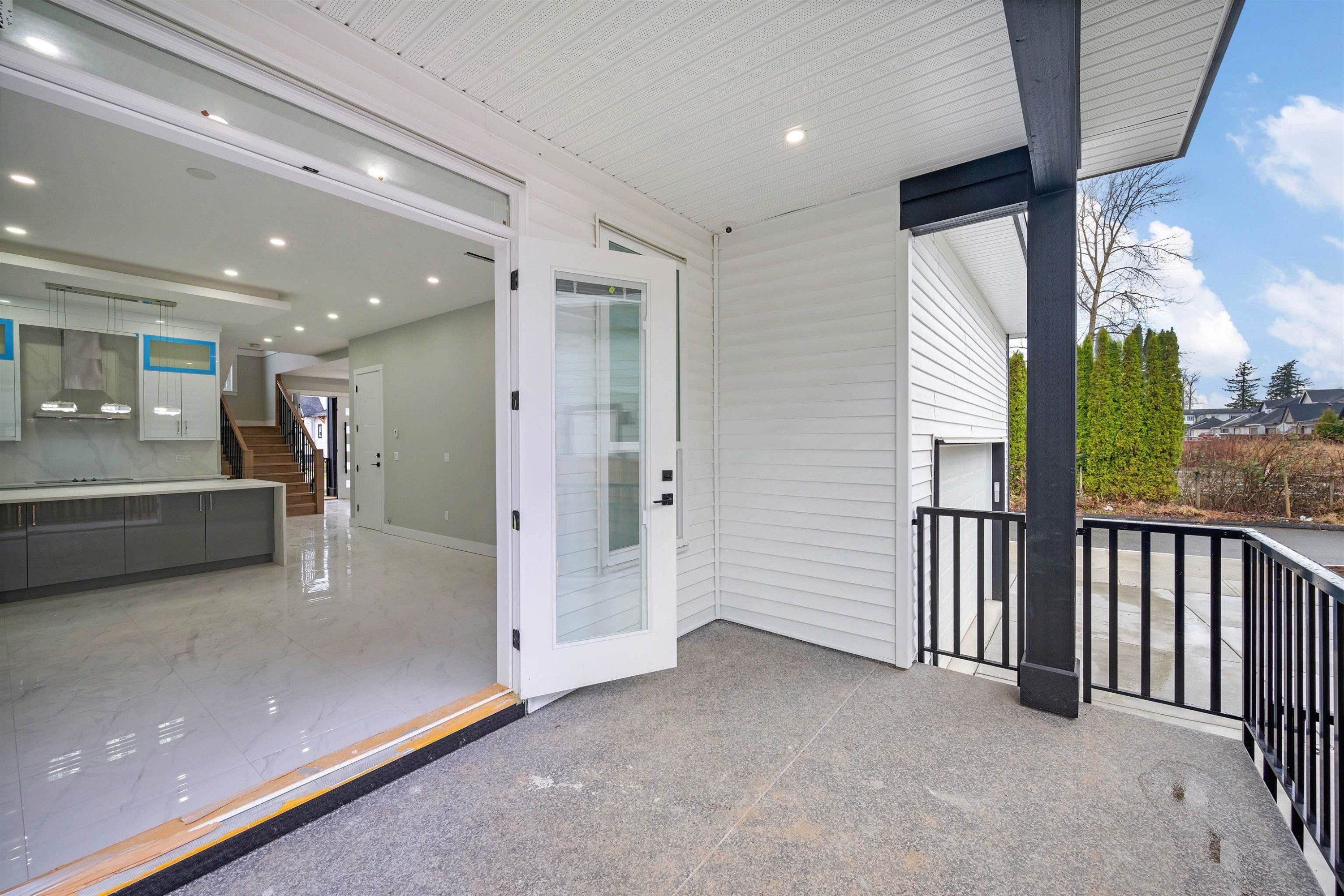 









19351


71

Avenue,
Surrey,




BC
V4N 1N2

