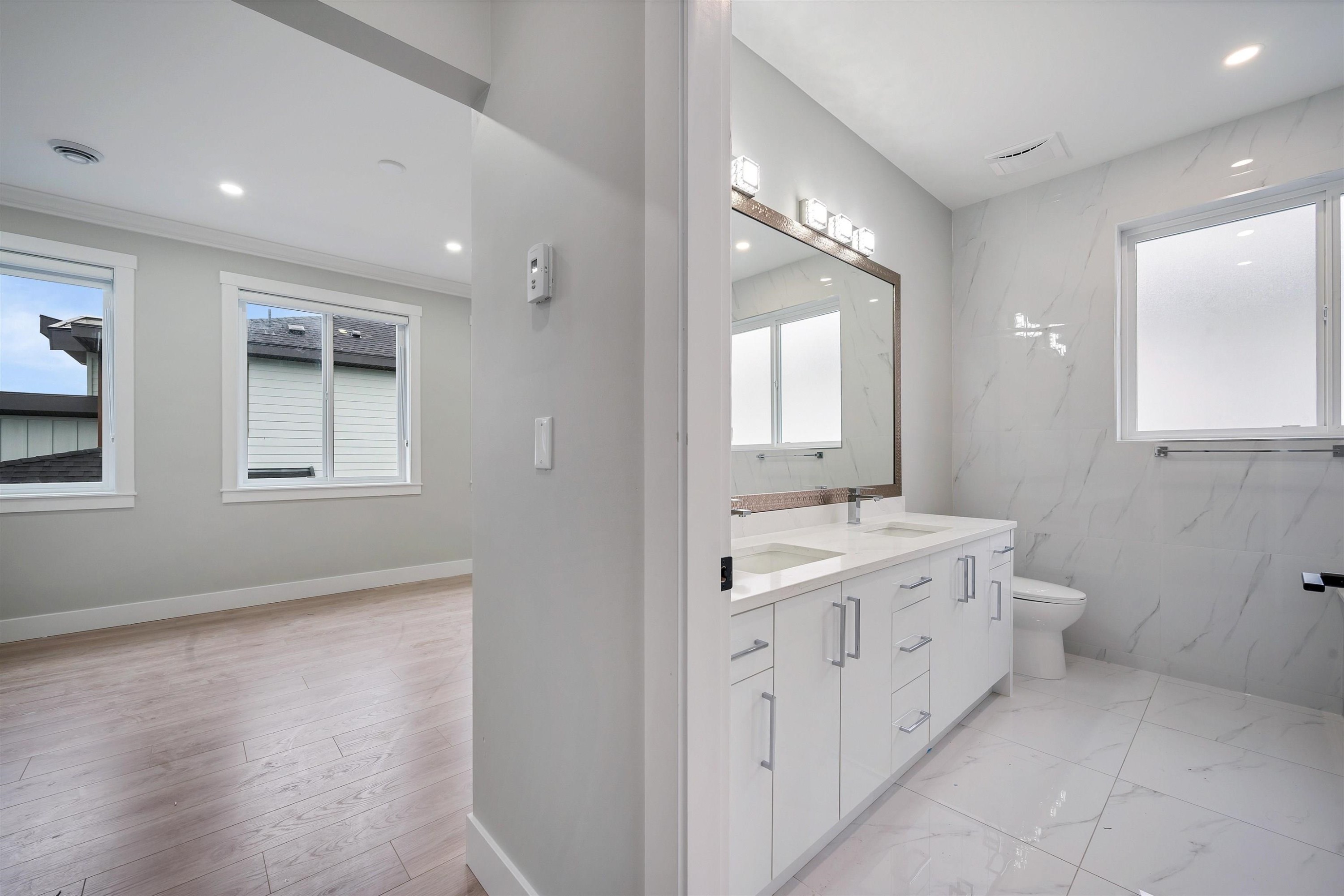 









19351


71

Avenue,
Surrey,




BC
V4N 1N2

