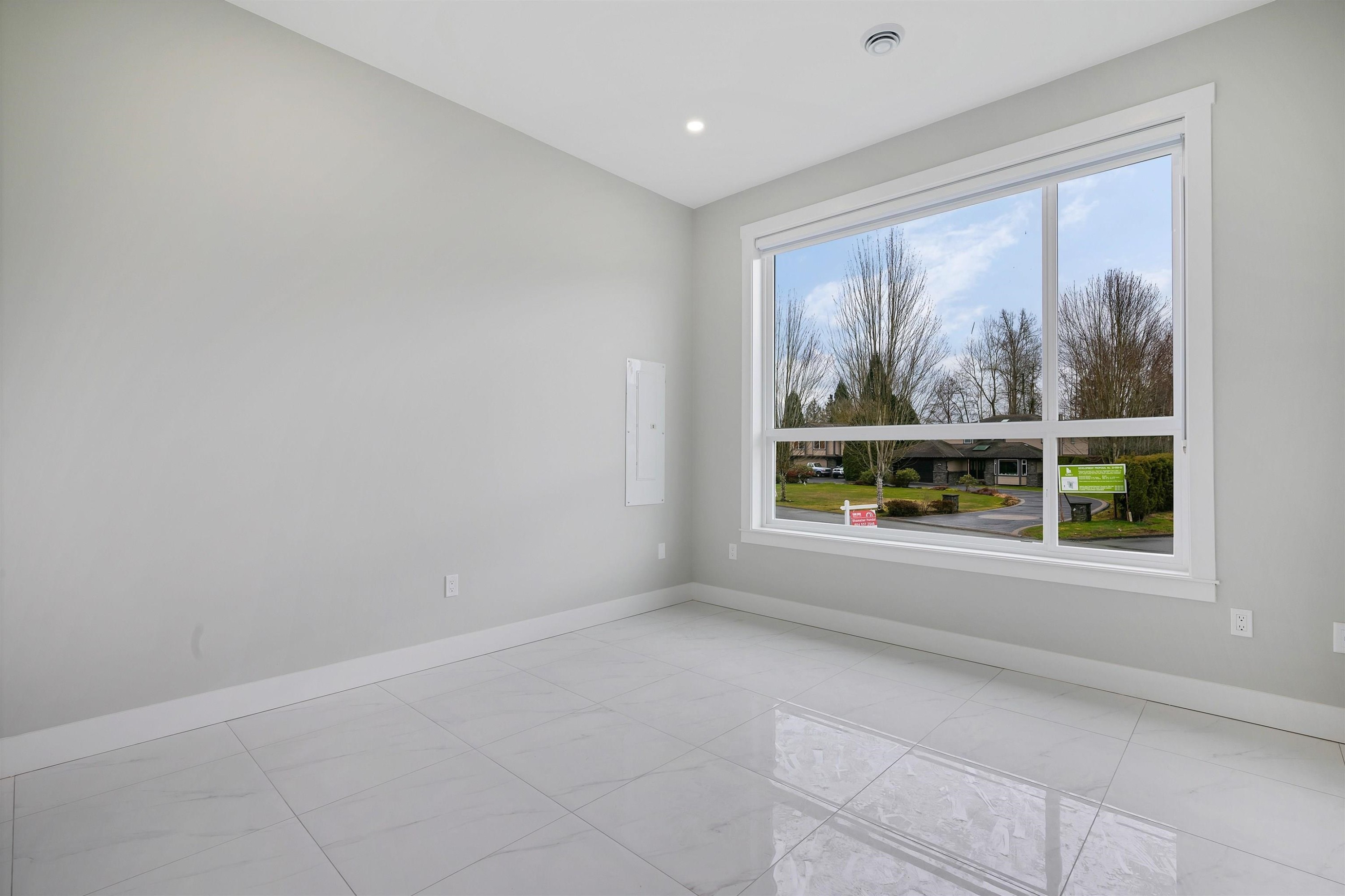 









19351


71

Avenue,
Surrey,




BC
V4N 1N2

