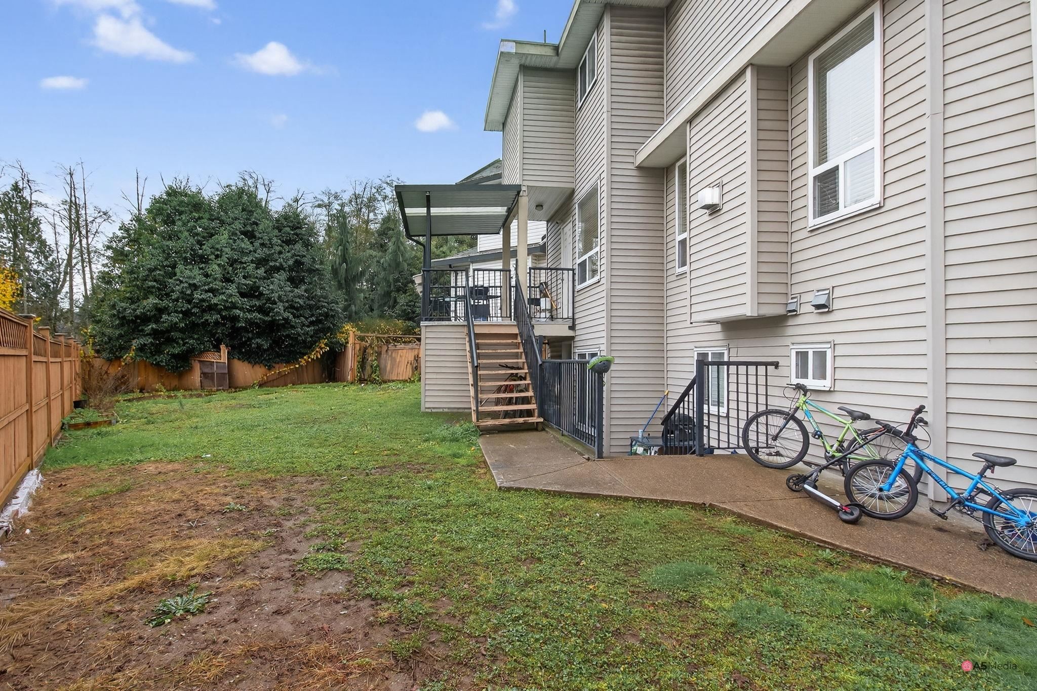 









6418


137a

Street,
Surrey,




BC
V3W 1S6

