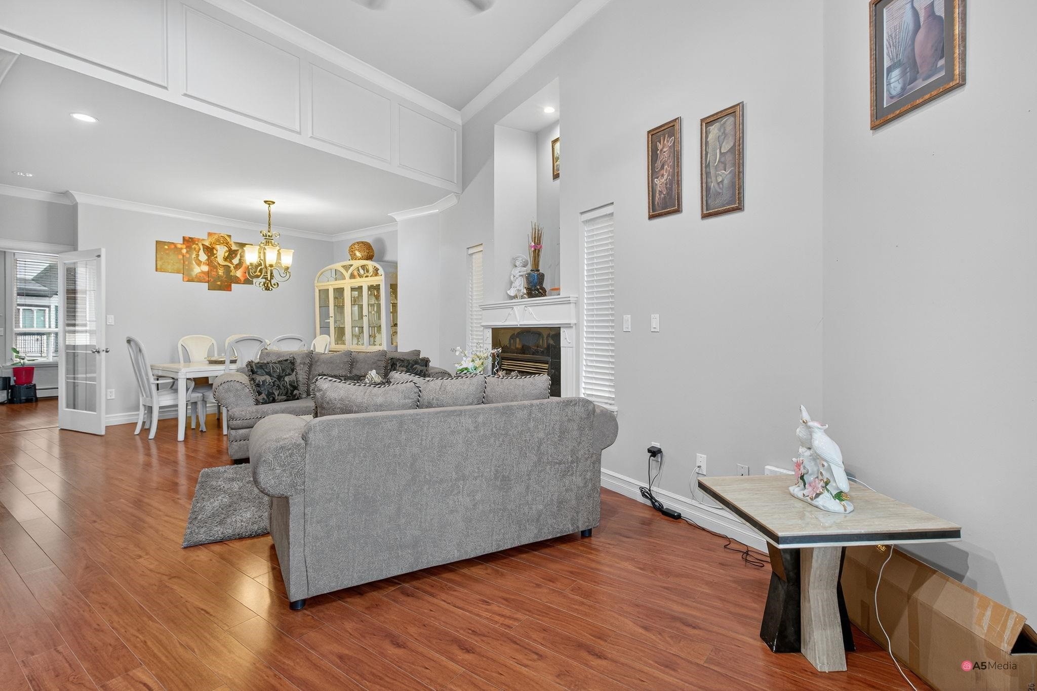 









6418


137a

Street,
Surrey,




BC
V3W 1S6

