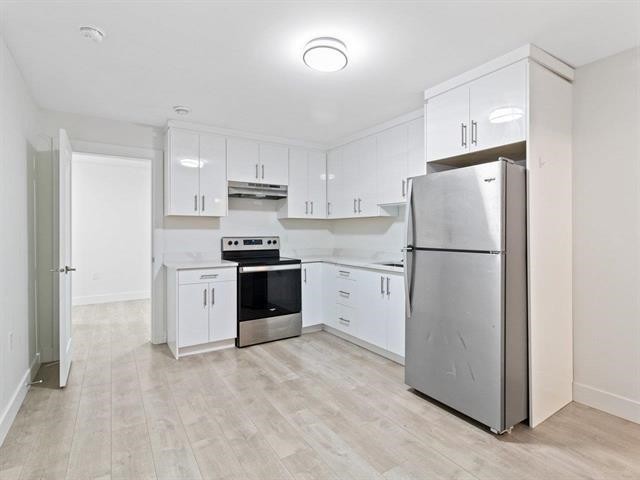 









17030


79a

Avenue,
Surrey,




BC
V4N 0C6

