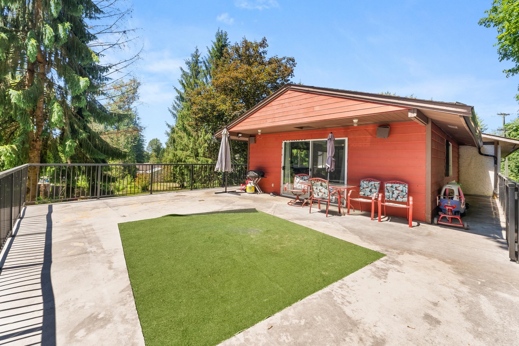 









194


Clovermeadow

Crescent,
Langley,




BC
V2Z 2R1

