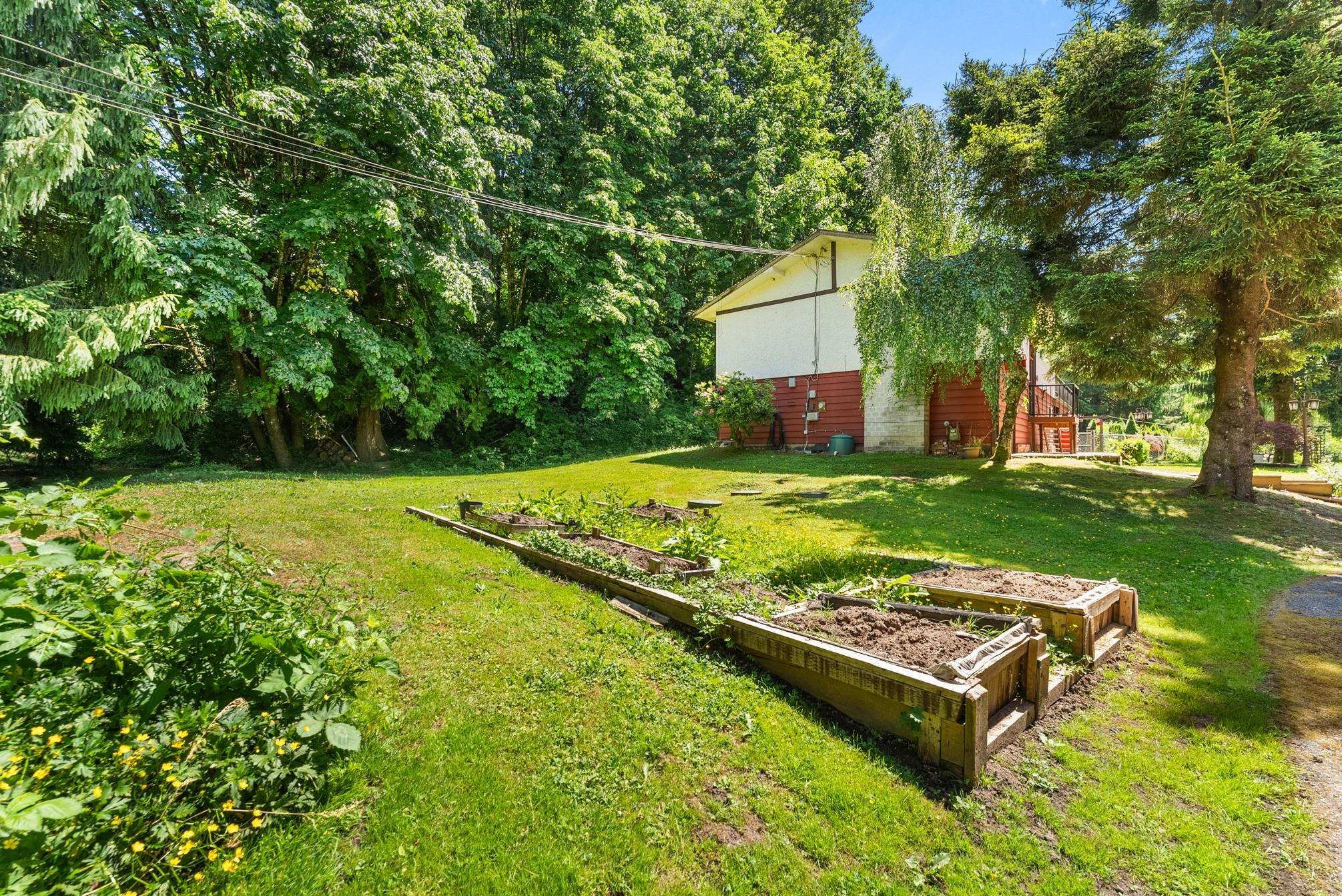 









194


Clovermeadow

Crescent,
Langley,




BC
V2Z 2R1

