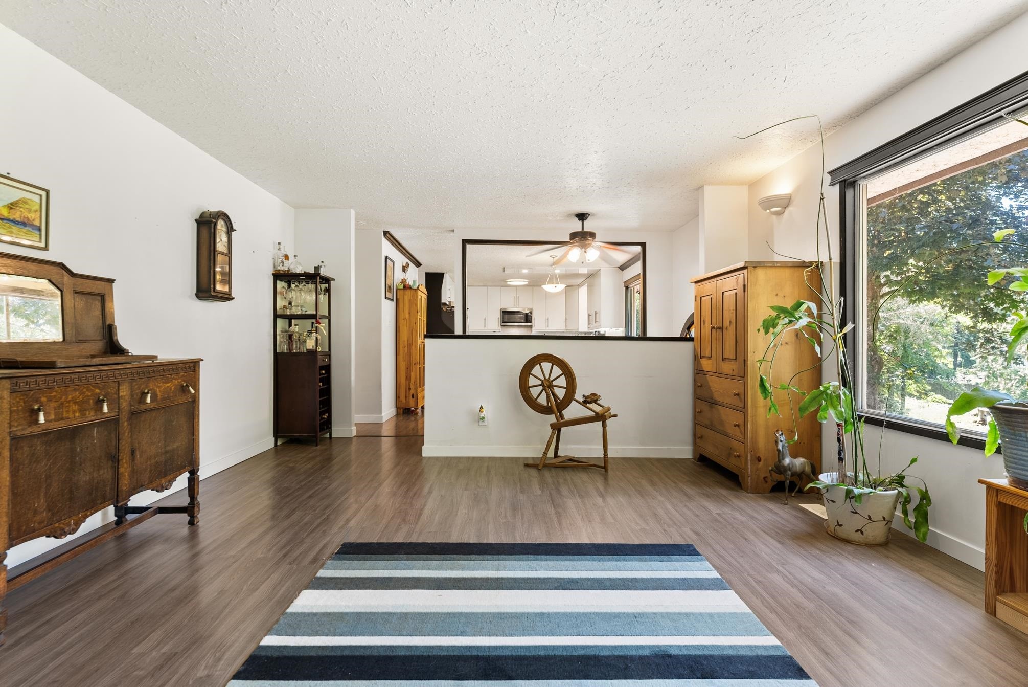 









194


Clovermeadow

Crescent,
Langley,




BC
V2Z 2R1

