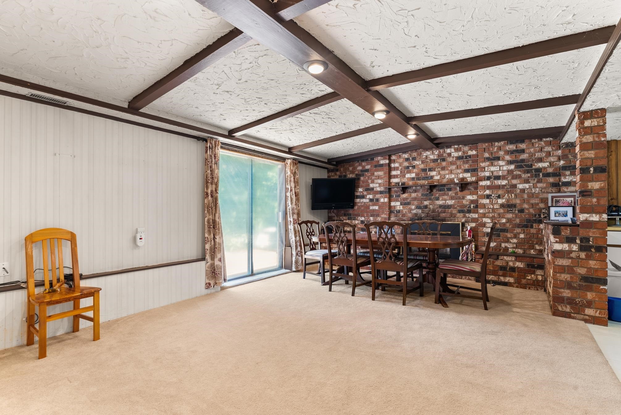 









194


Clovermeadow

Crescent,
Langley,




BC
V2Z 2R1

