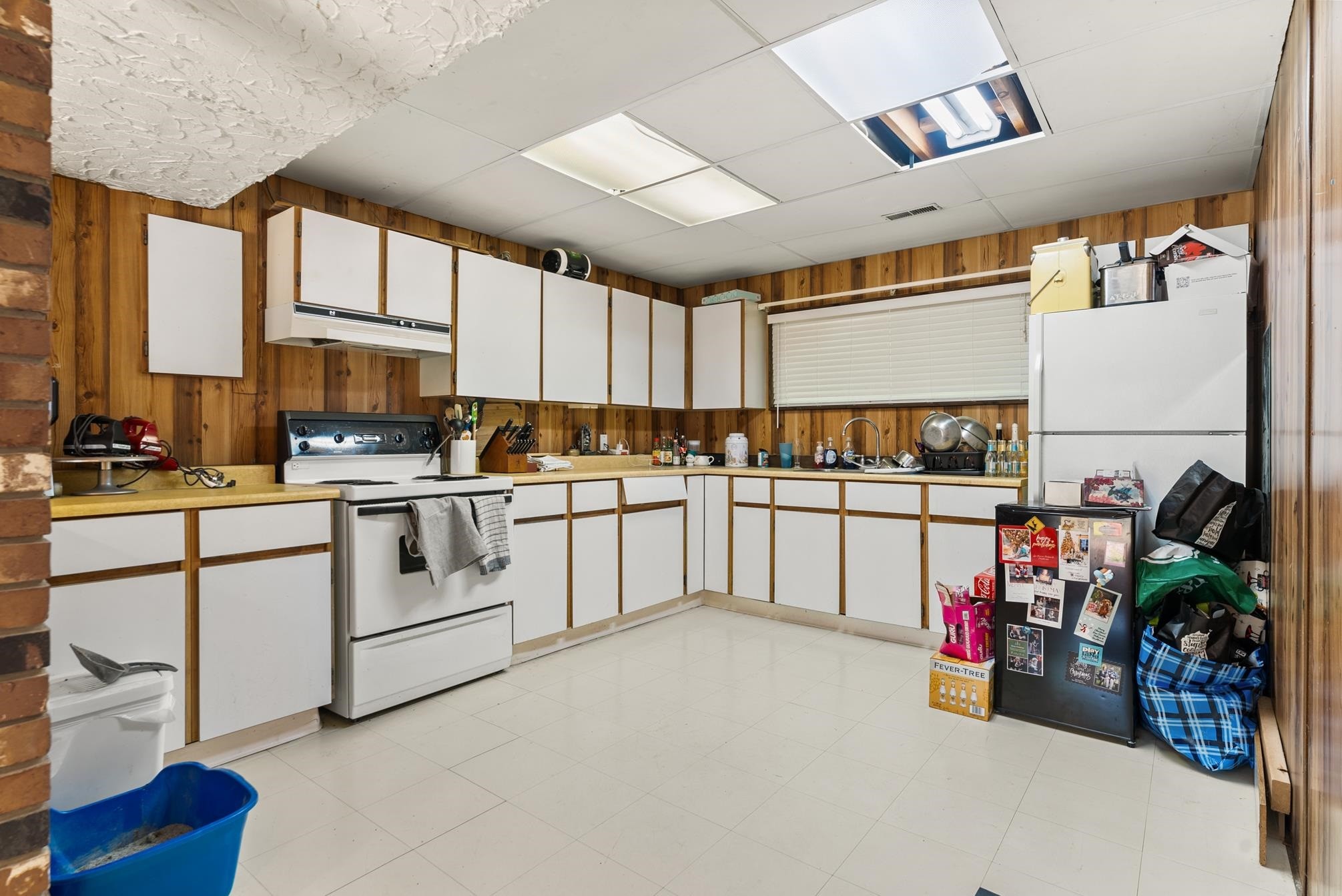 









194


Clovermeadow

Crescent,
Langley,




BC
V2Z 2R1

