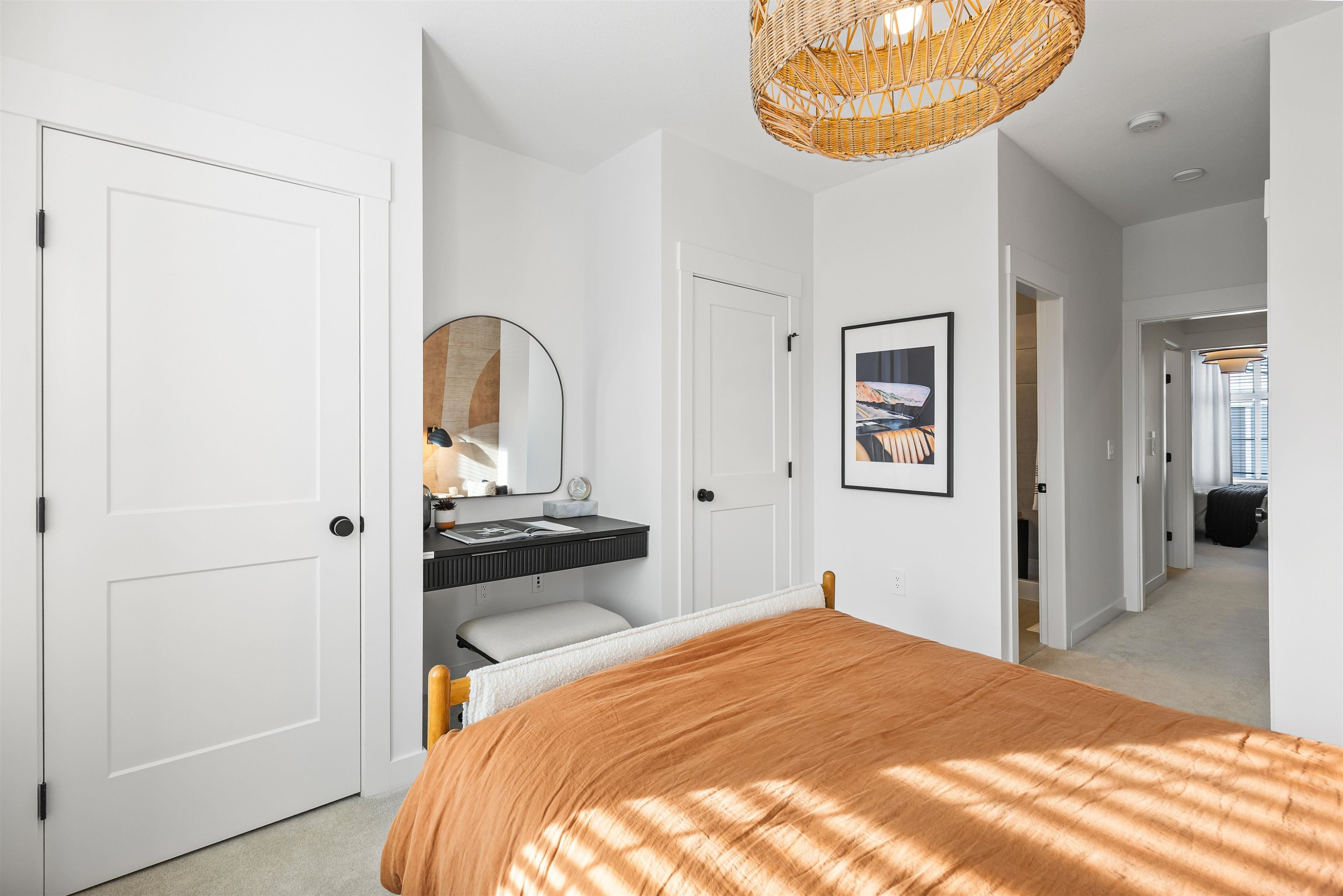 









2886


Montrose

Avenue, 8,
Abbotsford,




BC
V2S 0N7

