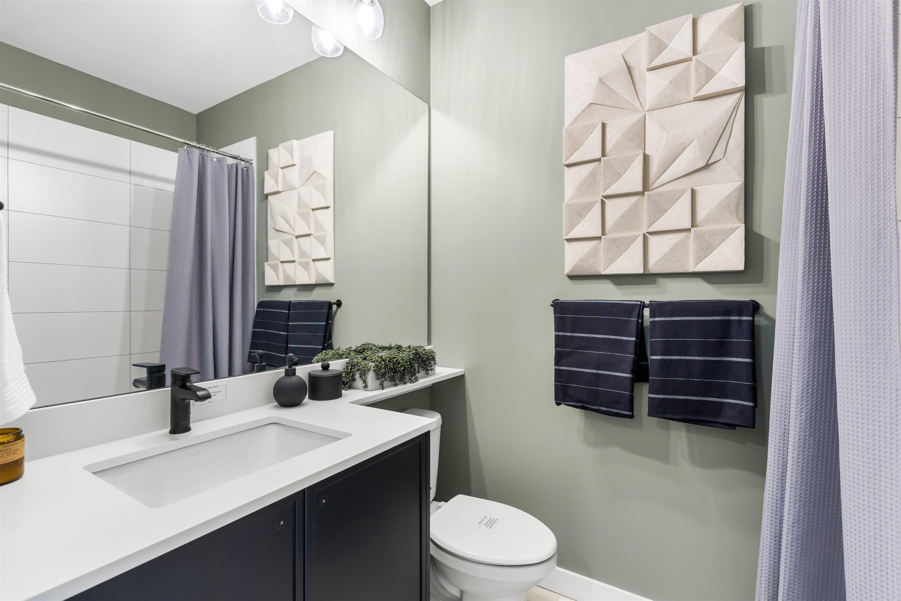 









2886


Montrose

Avenue, 8,
Abbotsford,




BC
V2S 0N7

