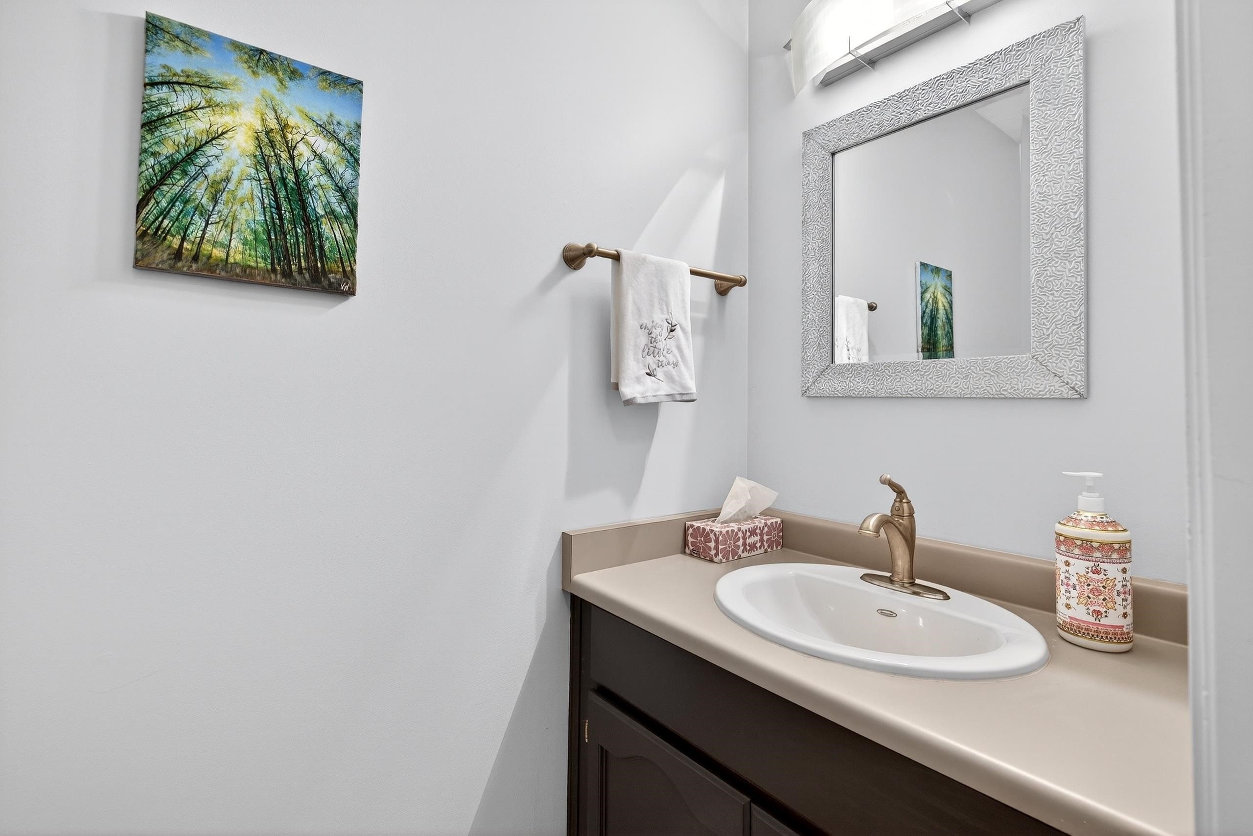 









885


165

Street,
Surrey,




BC
V4A 9C1

