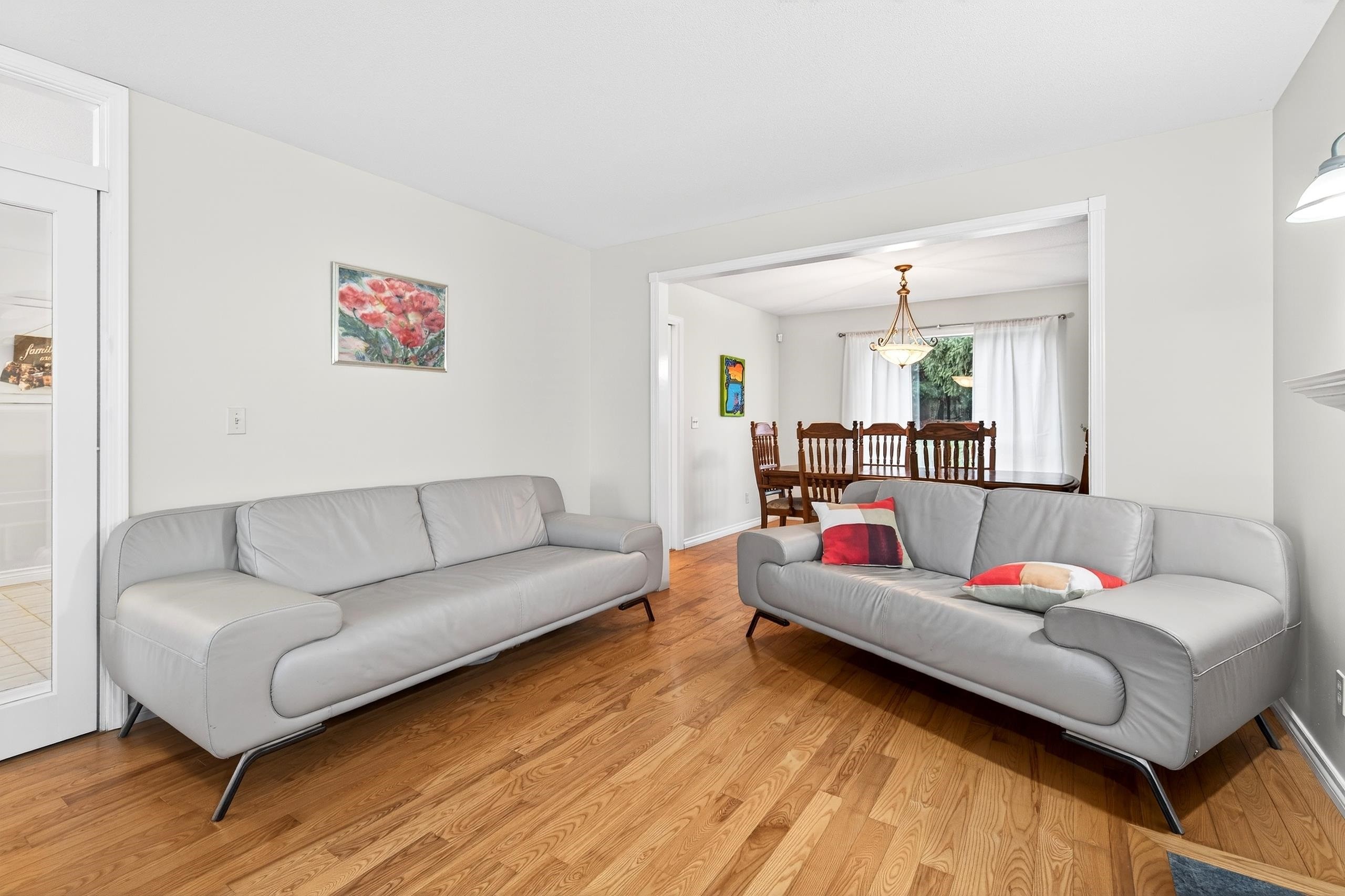 









885


165

Street,
Surrey,




BC
V4A 9C1

