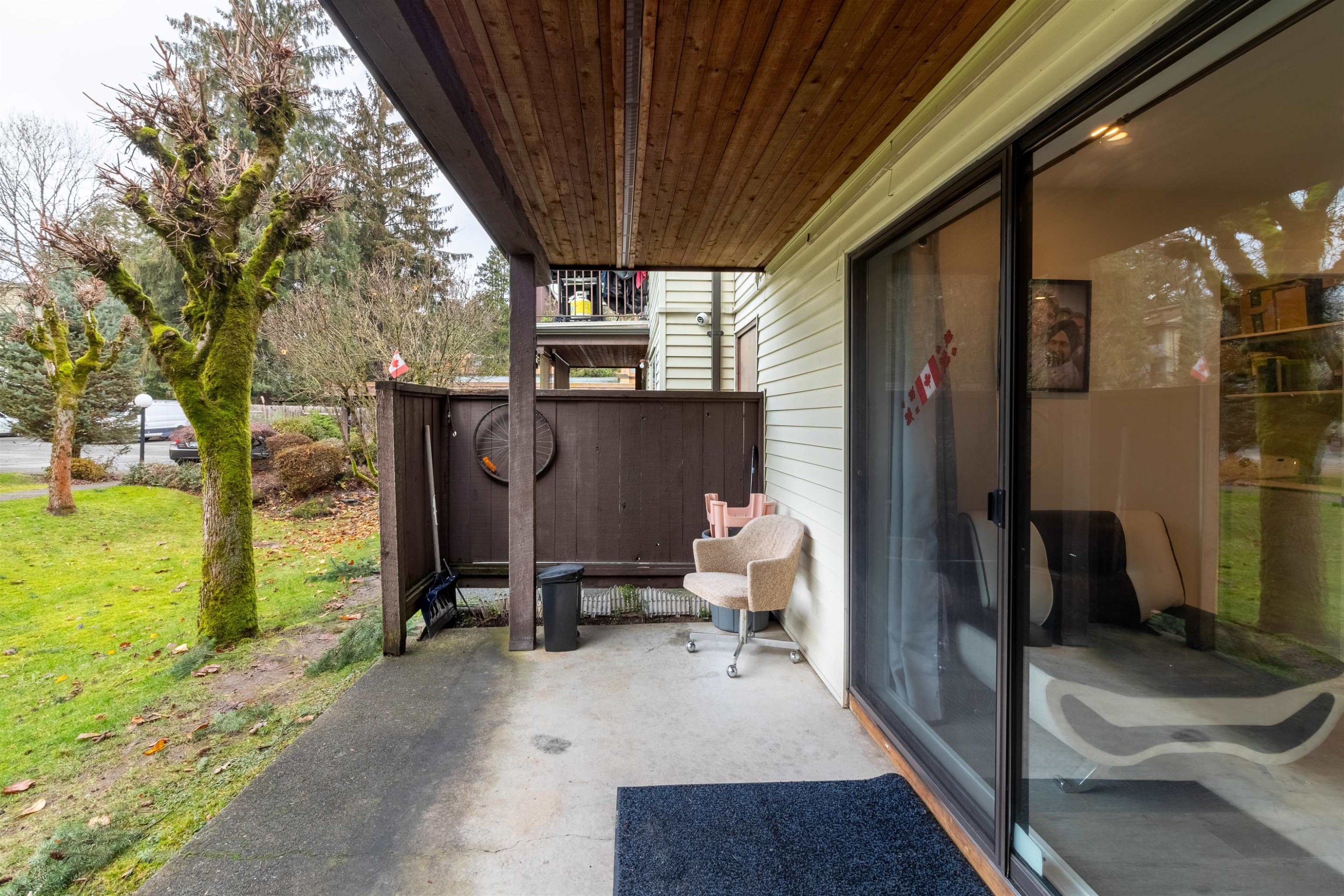 









7115


134

Street, 12,
Surrey,




BC
V3W 4T1

