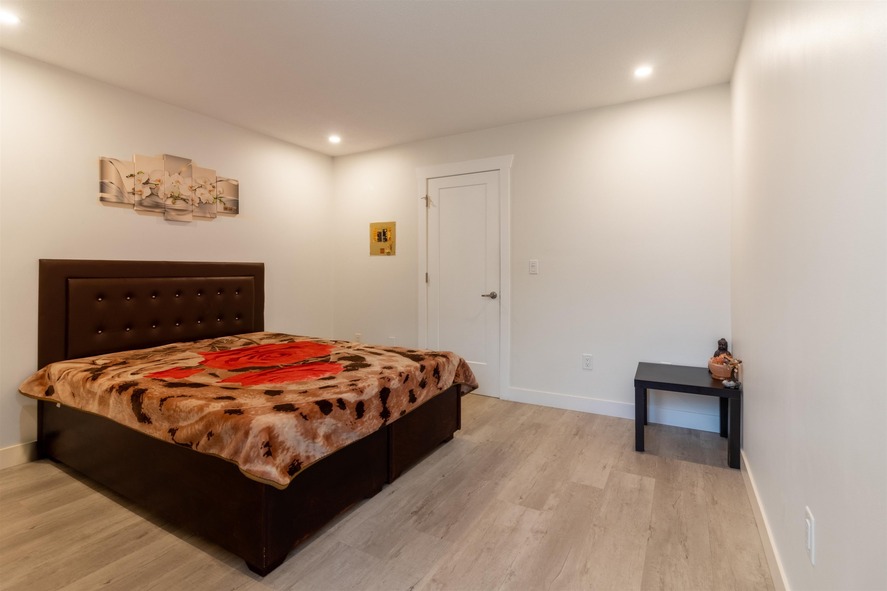 









7115


134

Street, 12,
Surrey,




BC
V3W 4T1

