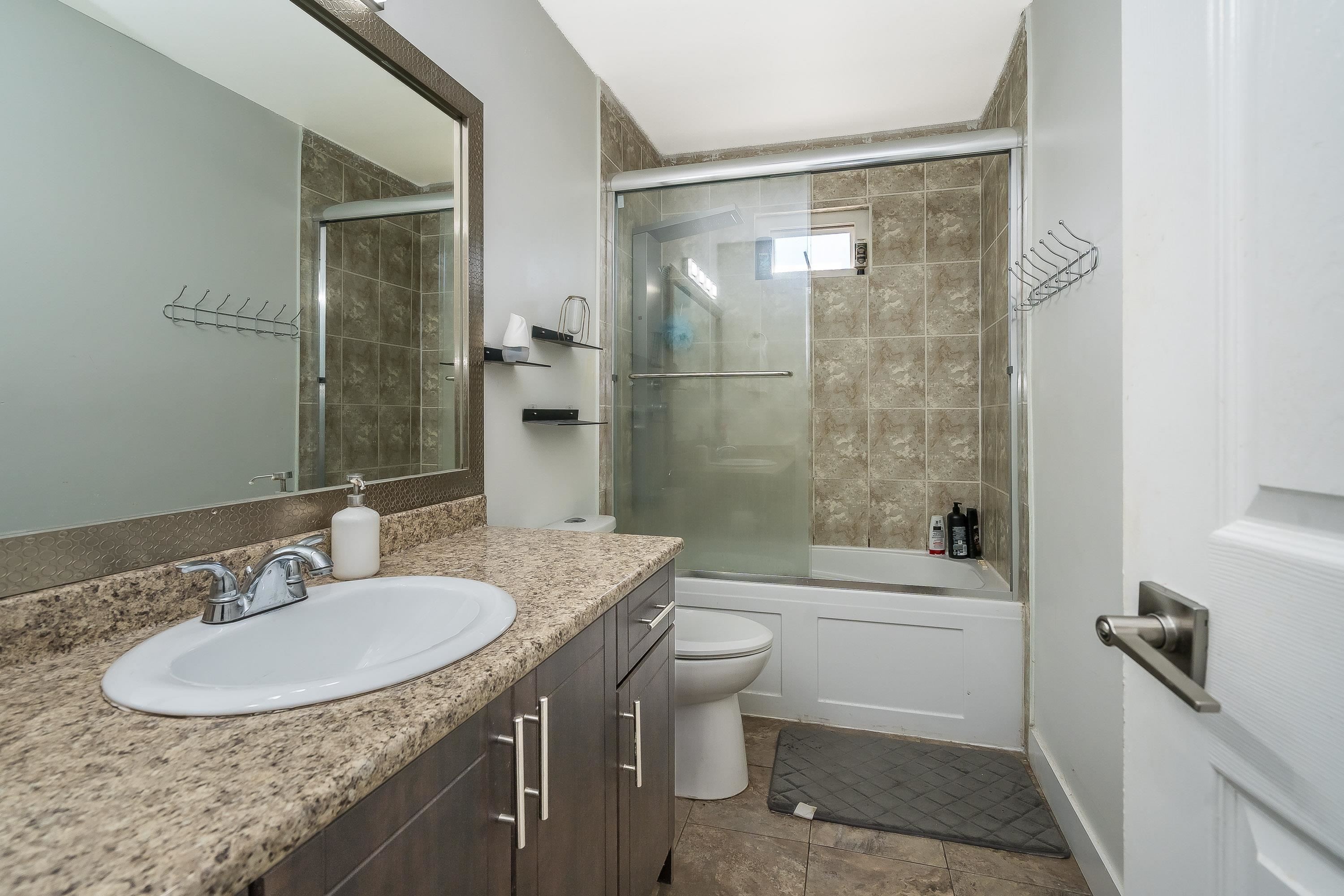 









7902


Heron

Street,
Mission,




BC
V2V 6A1

