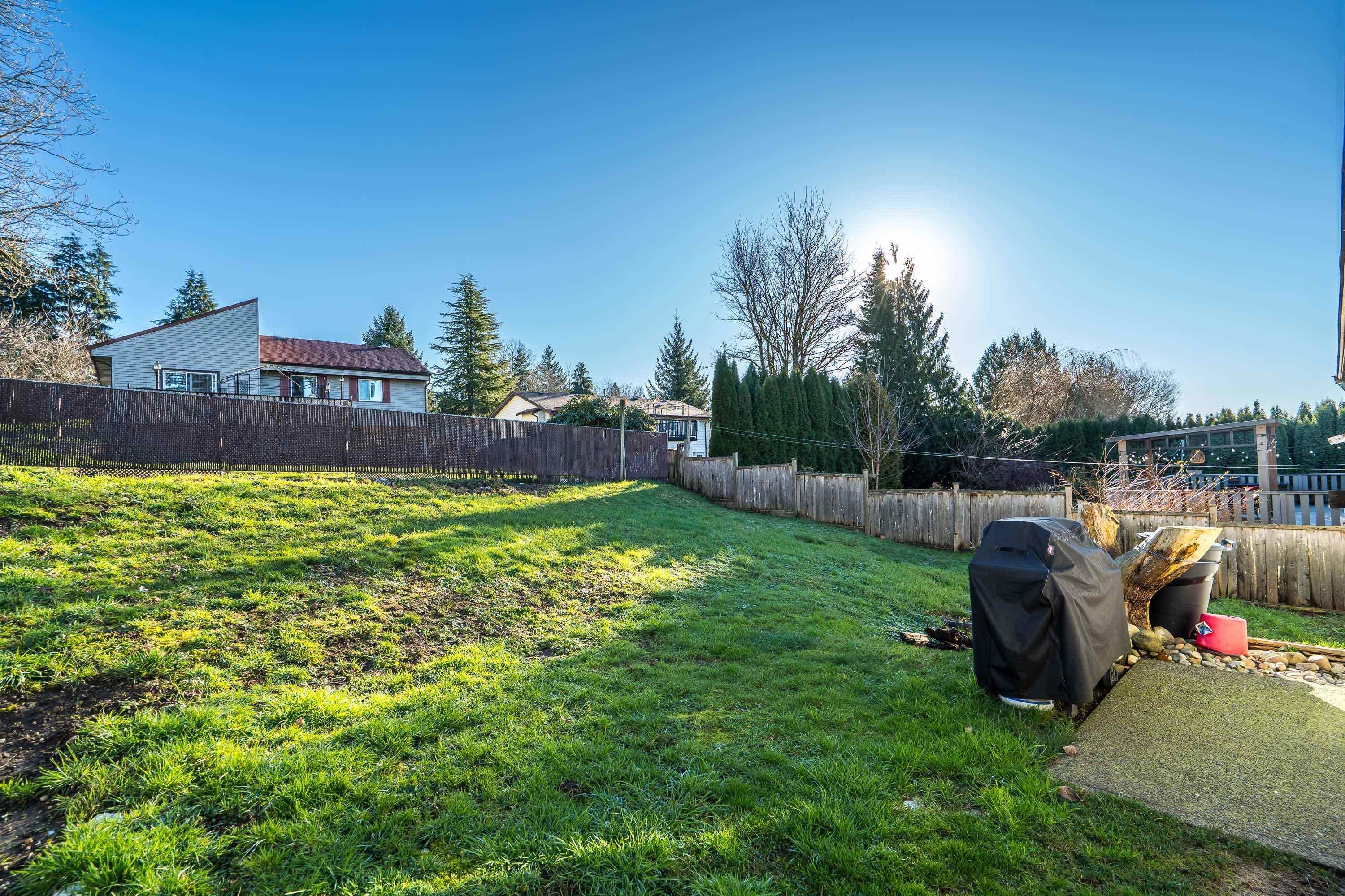 









7902


Heron

Street,
Mission,




BC
V2V 6A1

