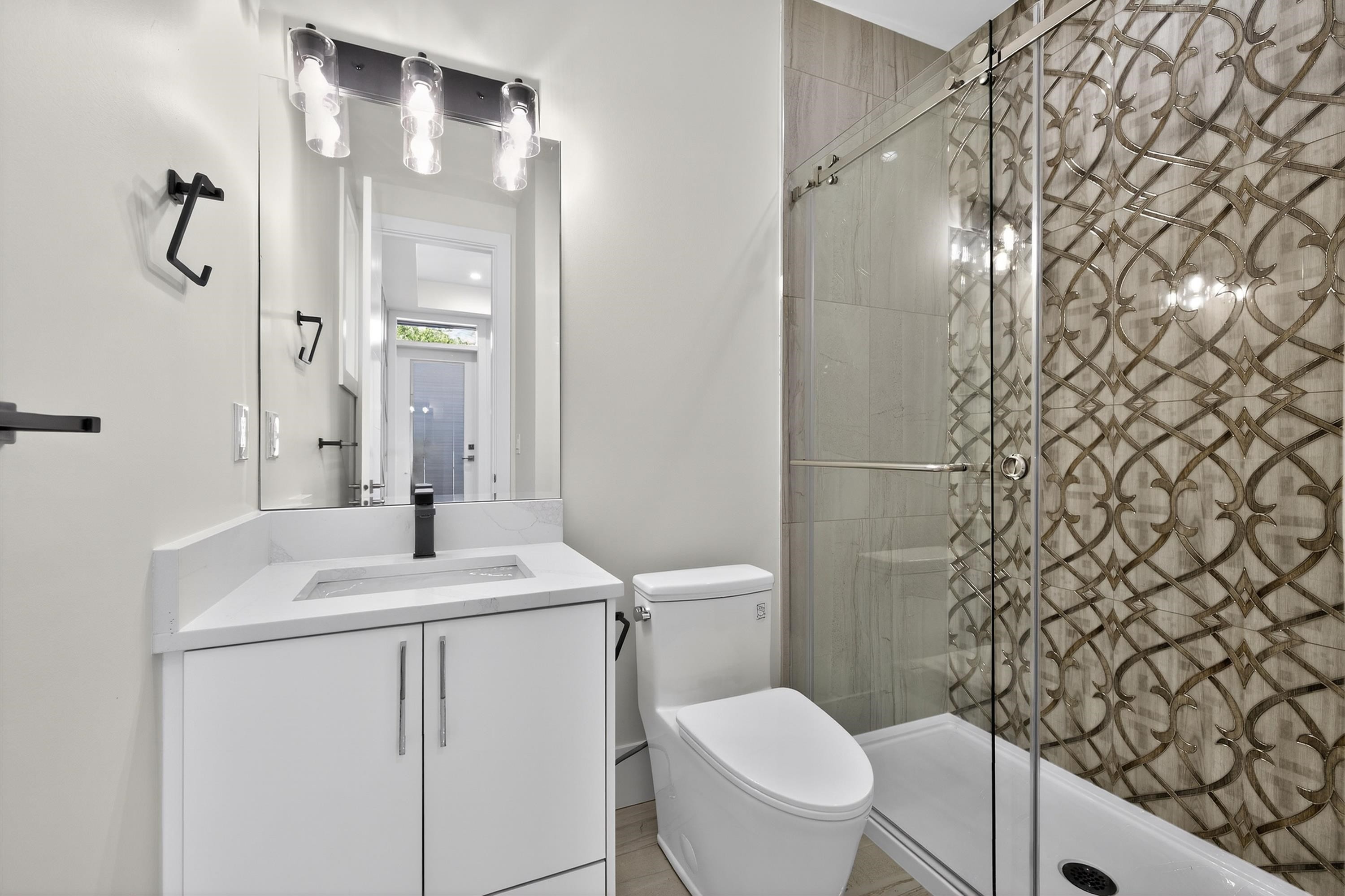 









17126


1

Avenue,
Surrey,




BC
V3Z 9R2

