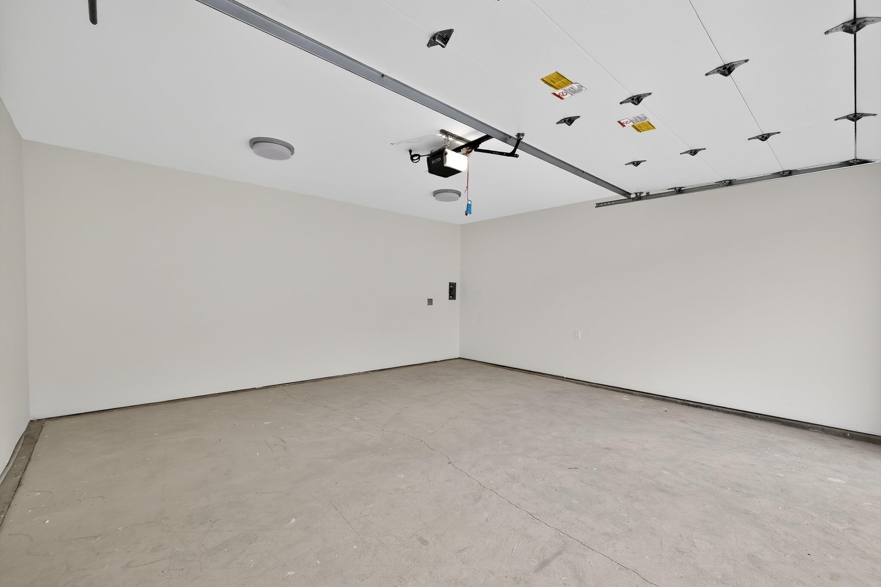 









17126


1

Avenue,
Surrey,




BC
V3Z 9R2

