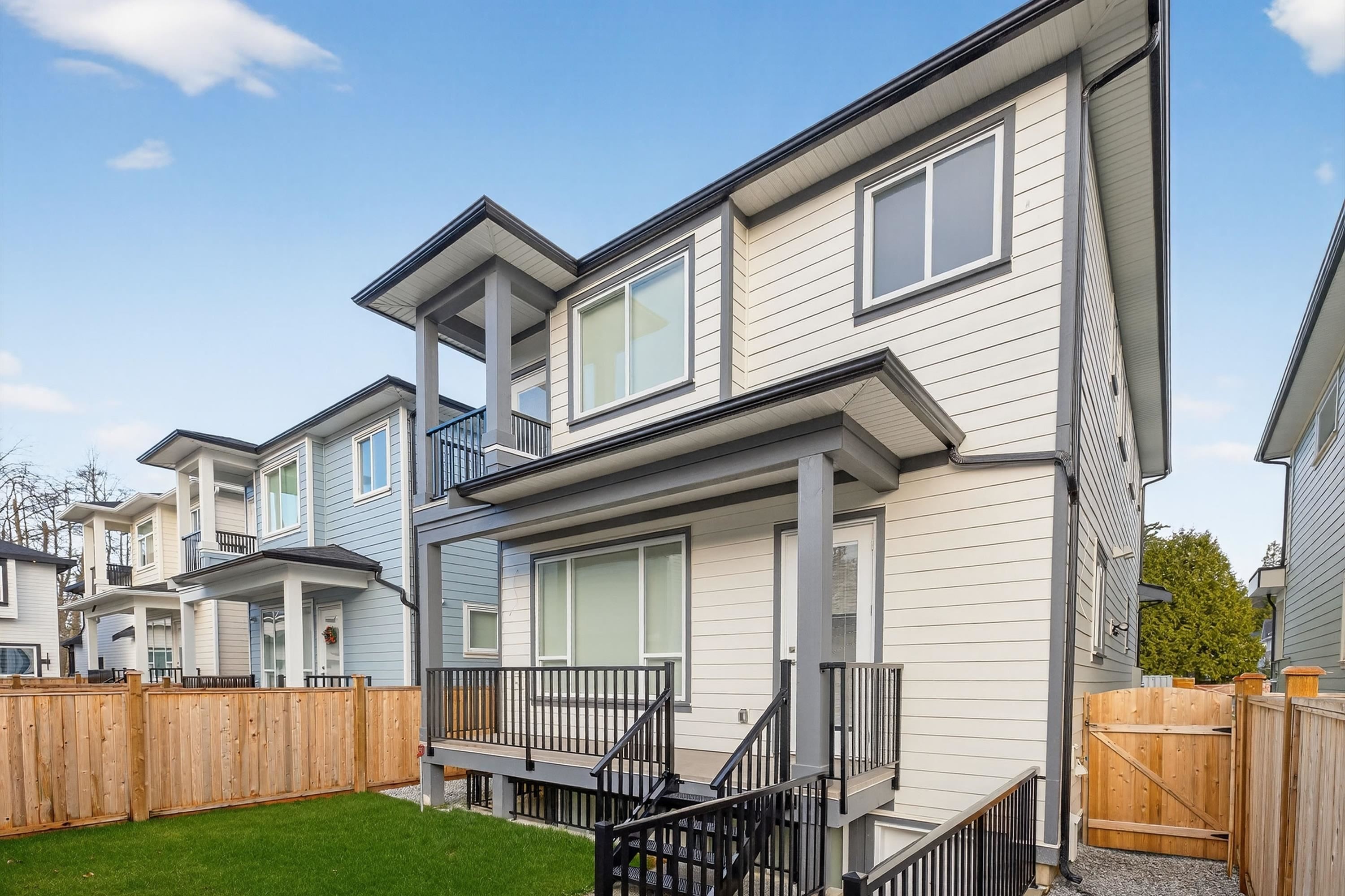 









17126


1

Avenue,
Surrey,




BC
V3Z 9R2

