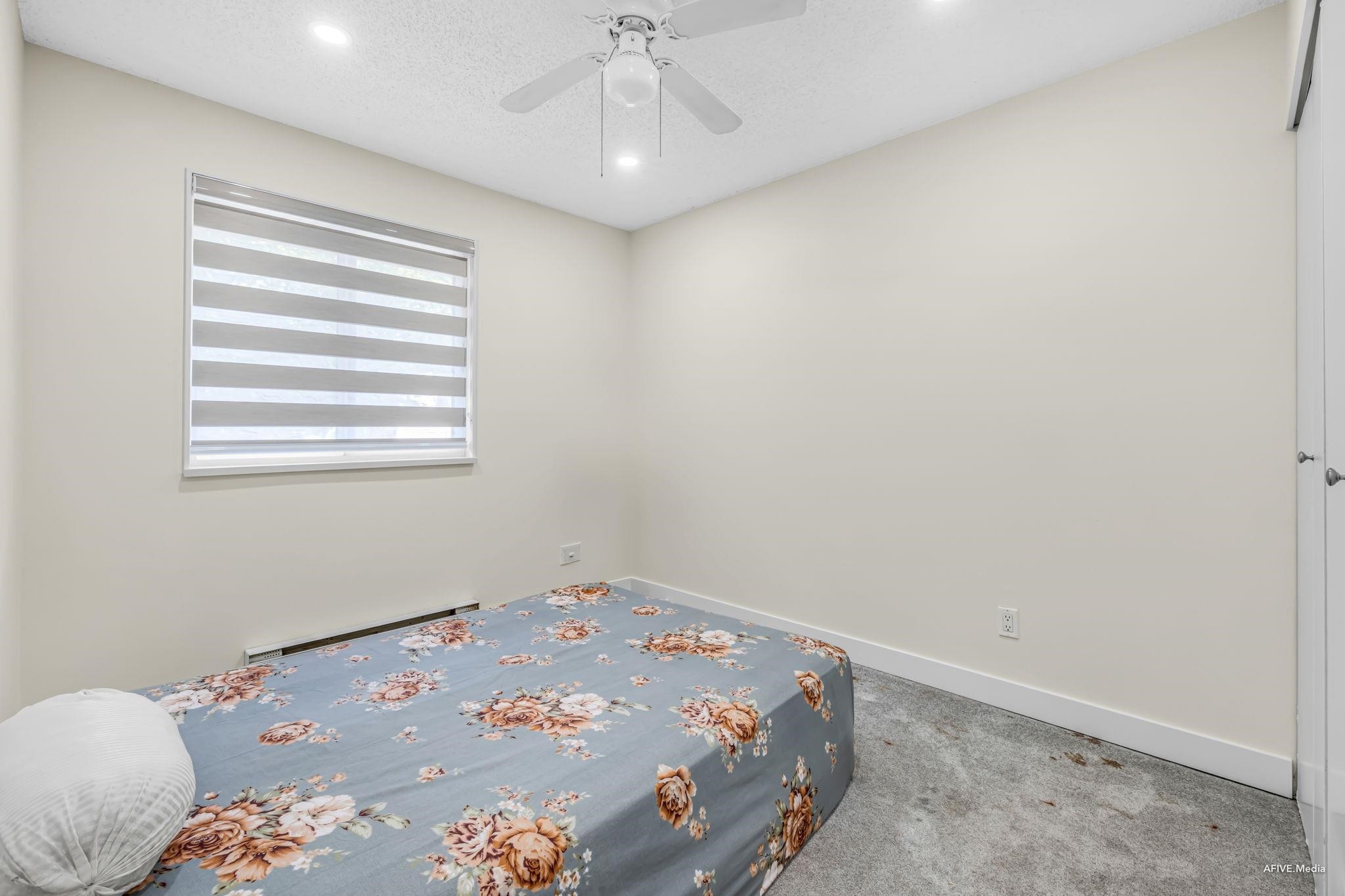 









9955


140

Street, 56,
Surrey,




BC
V3T 4M4

