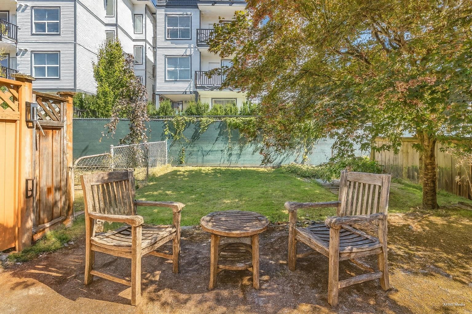 









9955


140

Street, 56,
Surrey,




BC
V3T 4M4

