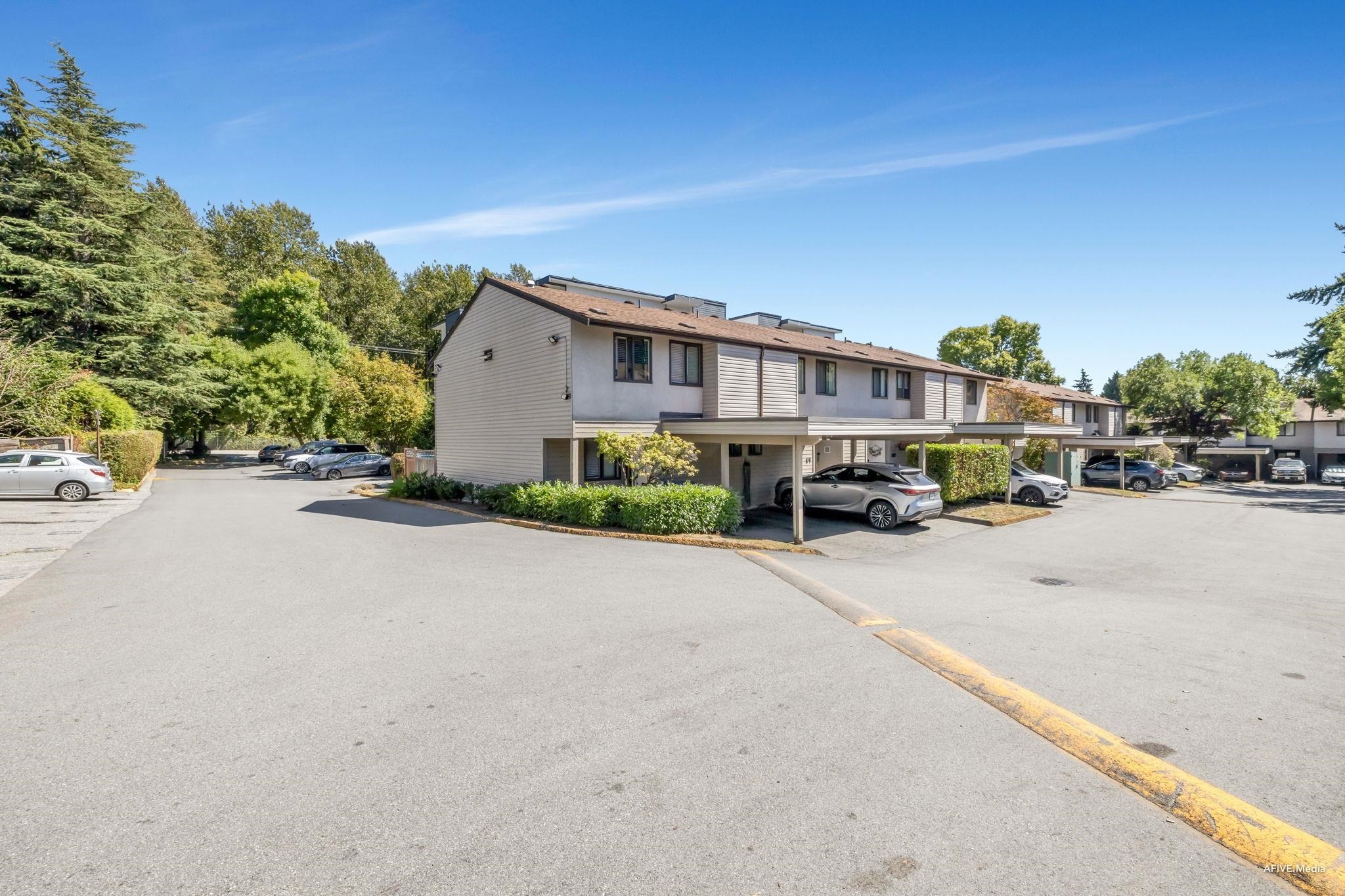 









9955


140

Street, 56,
Surrey,




BC
V3T 4M4

