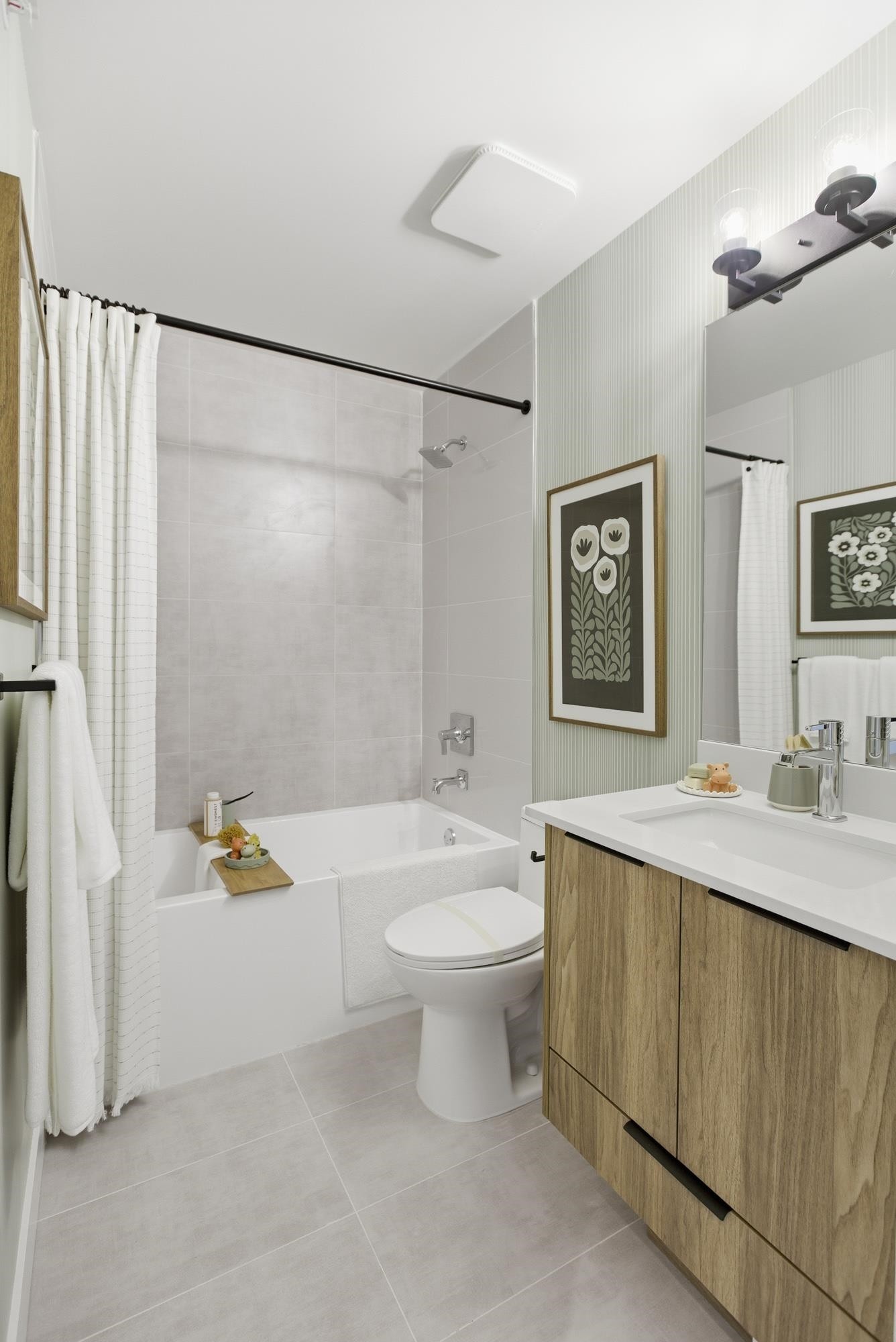 









8430


Nottman

Street, 40,
Mission,




BC
V2V 3W4

