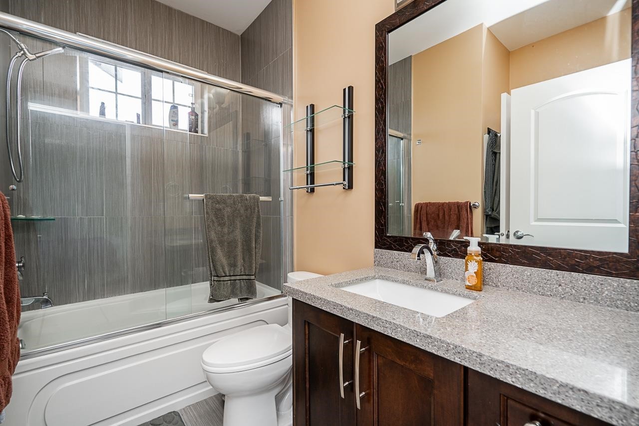 









8862


Stegavik

Court,
Delta,




BC
V4C 0C6

