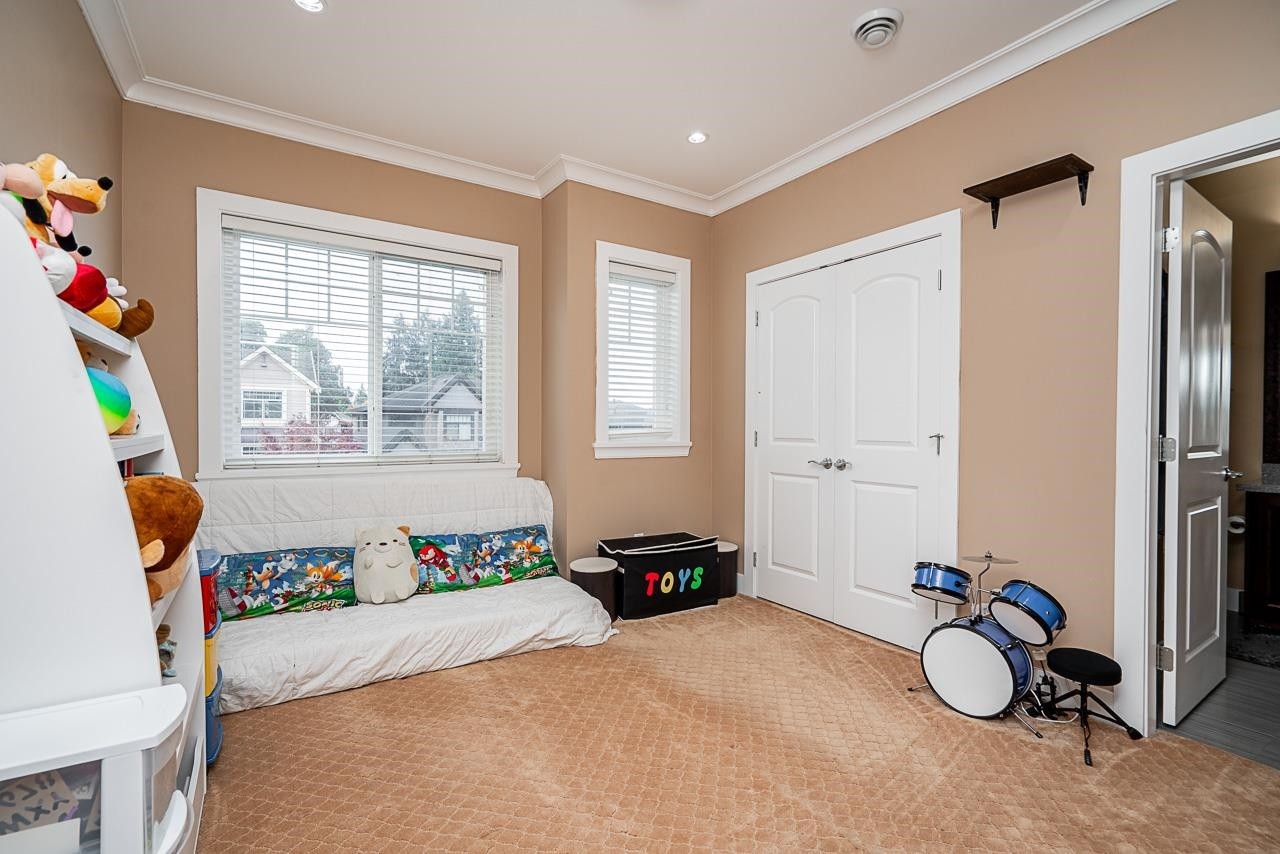 









8862


Stegavik

Court,
Delta,




BC
V4C 0C6

