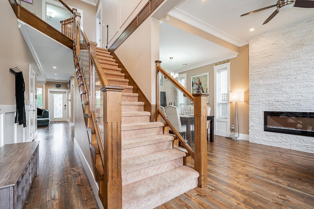 









8862


Stegavik

Court,
Delta,




BC
V4C 0C6

