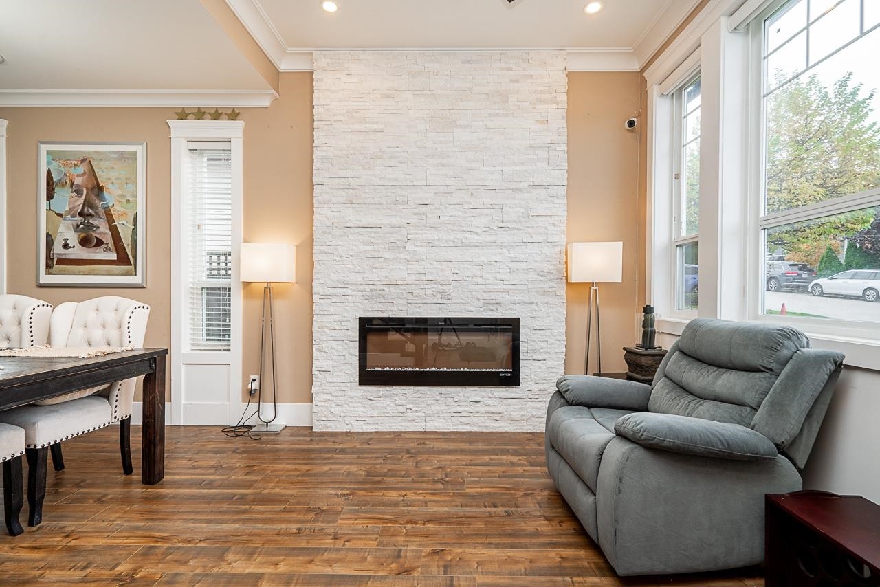 









8862


Stegavik

Court,
Delta,




BC
V4C 0C6

