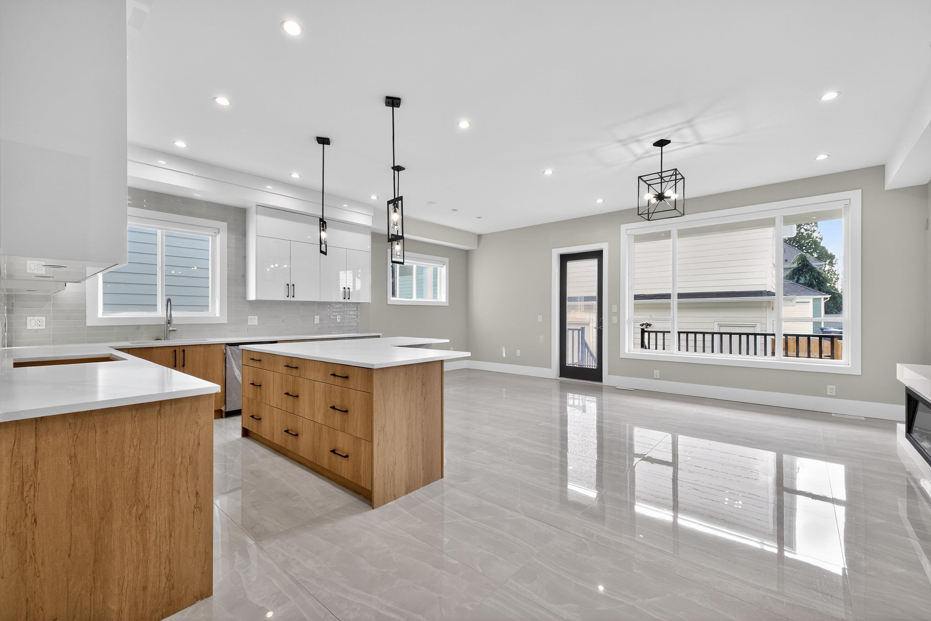 









17116


1

Avenue,
Surrey,




BC
V3Z 9R2

