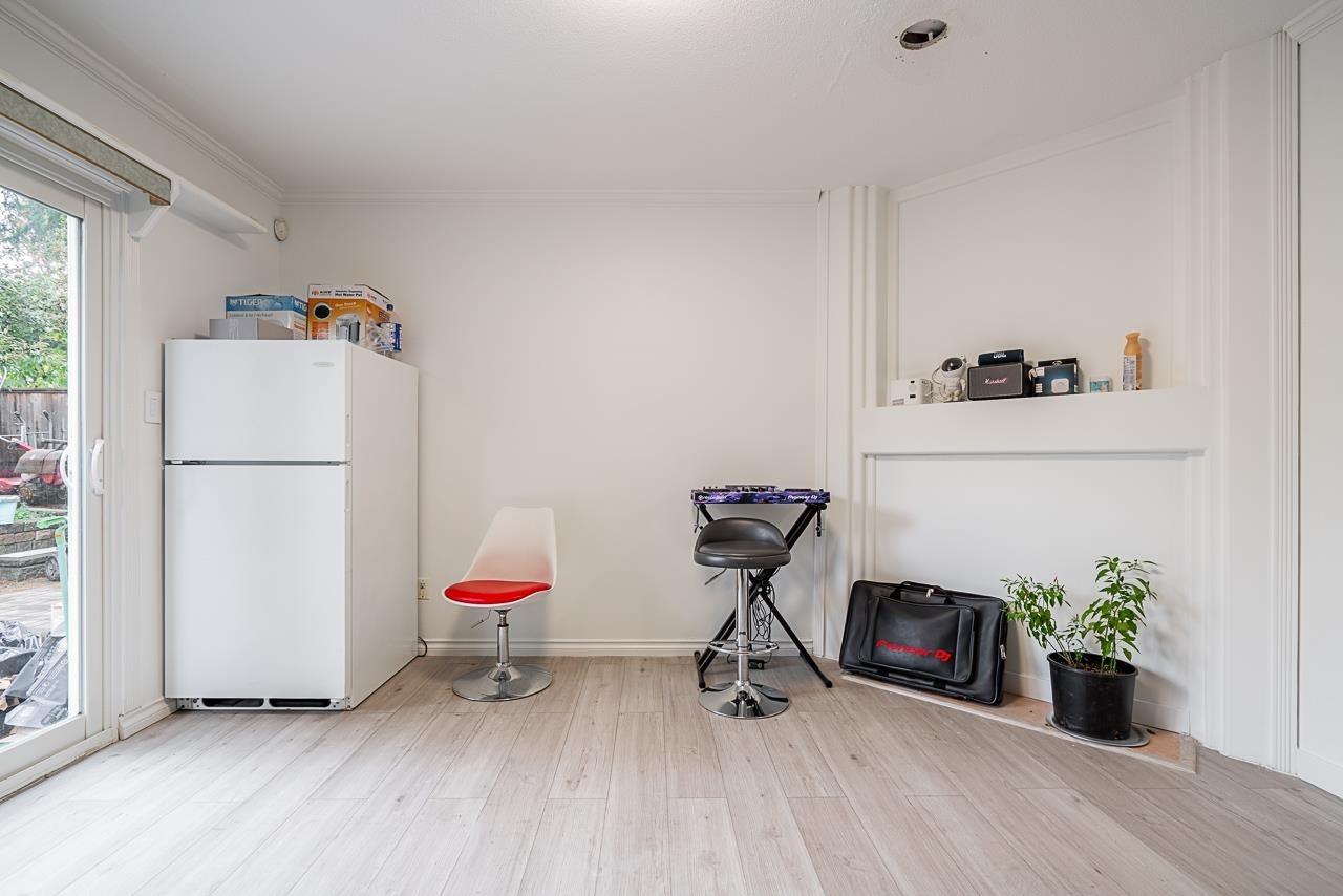 









16089


80

Avenue,
Surrey,




BC
V4N 0X1

