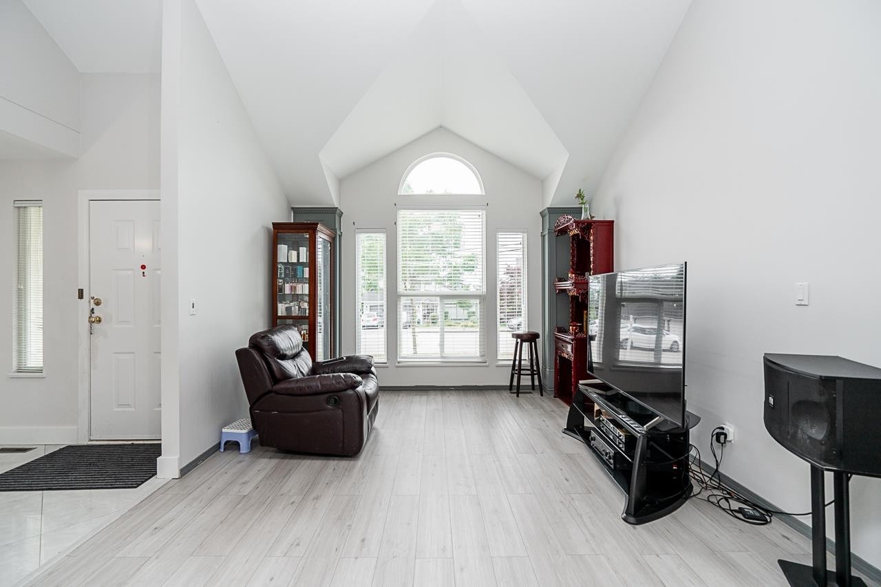 









16089


80

Avenue,
Surrey,




BC
V4N 0X1

