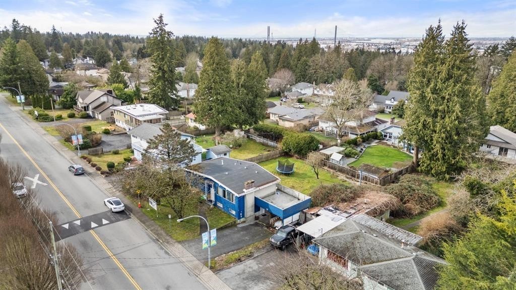 









9185


112

Street,
Delta,




BC
V4C 4X7

