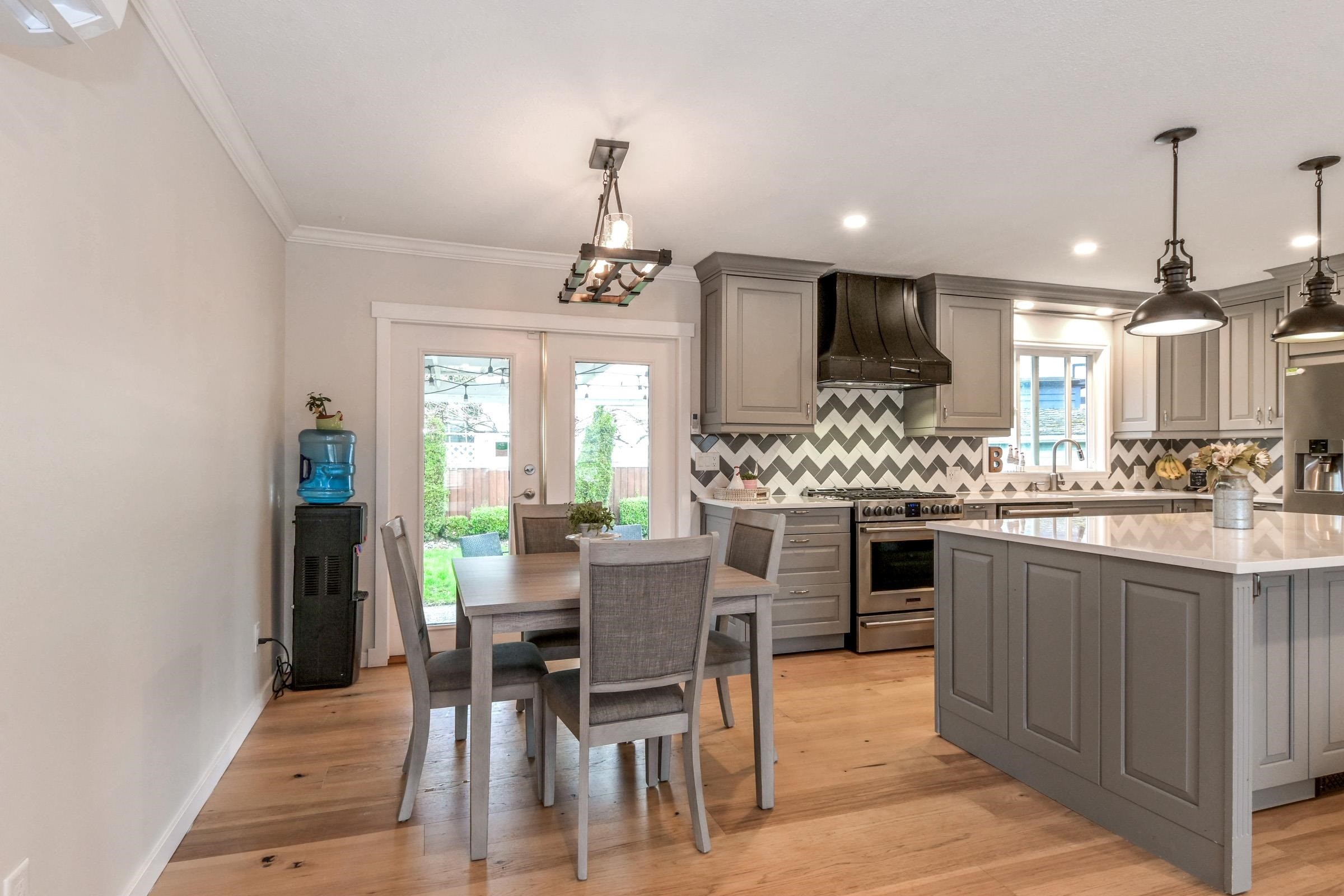 









27192


34

Avenue,
Langley,




BC
V4W 3H4

