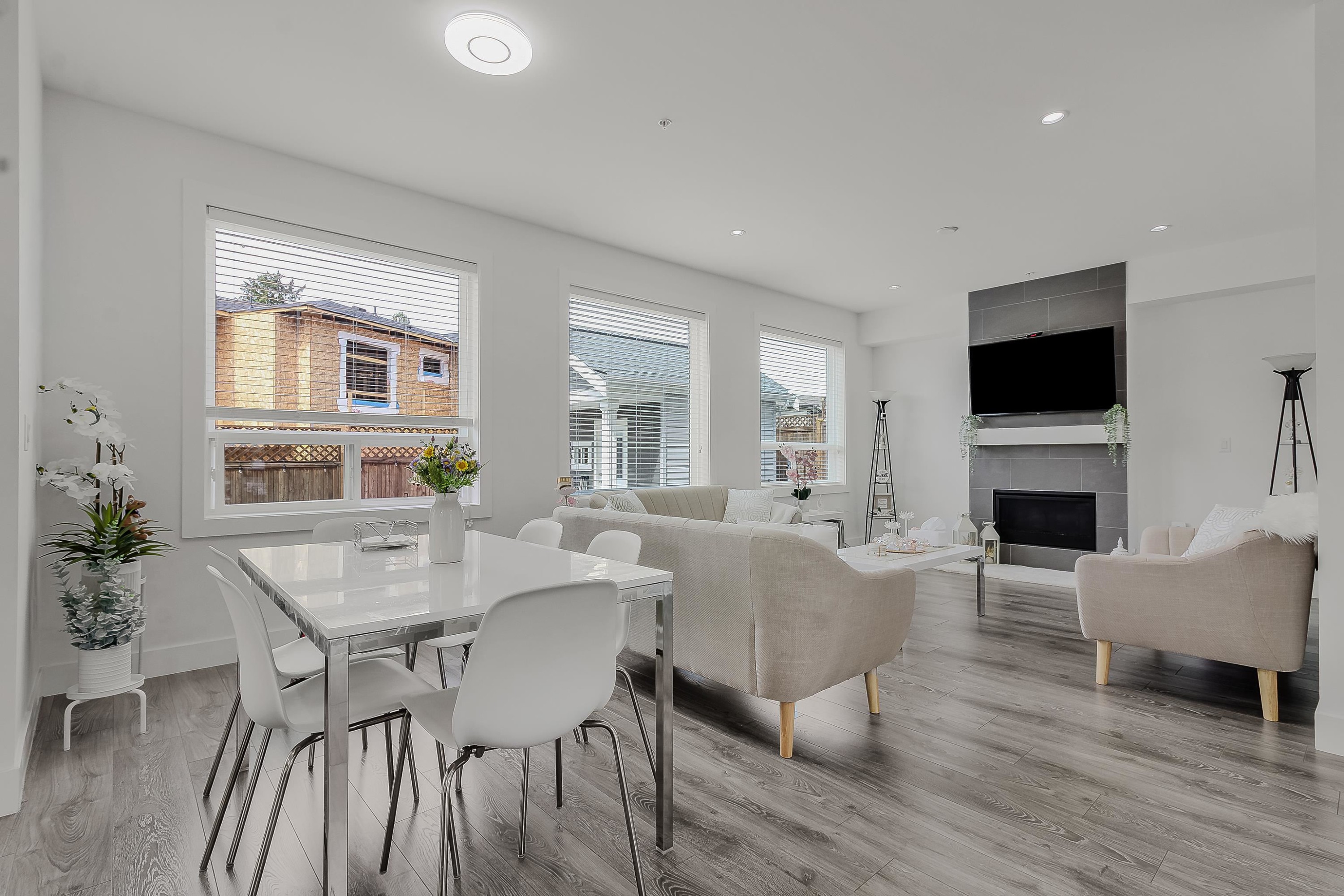 









33123


Benedict

Boulevard,
Mission,




BC
V2V 0H1

