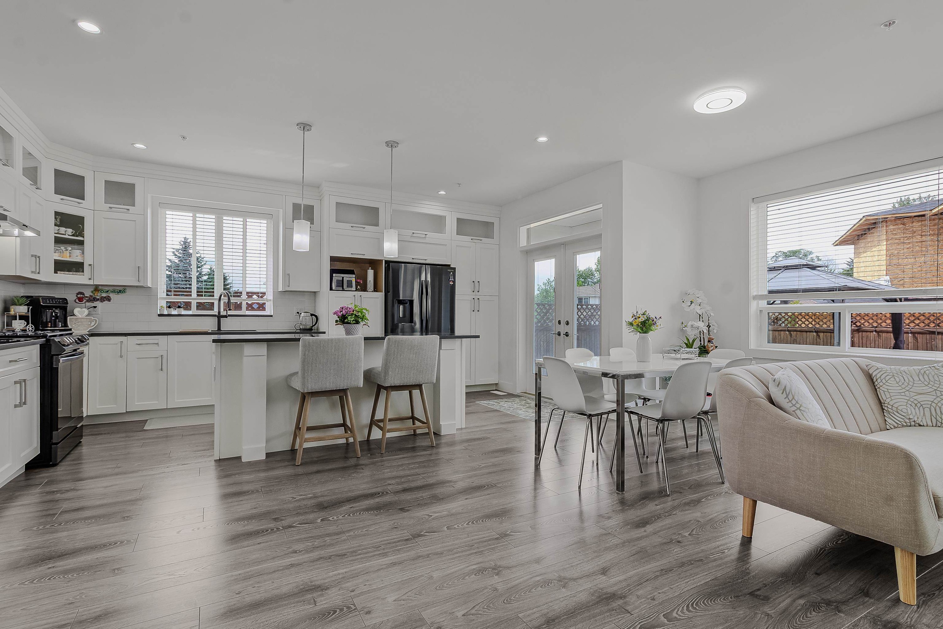 









33123


Benedict

Boulevard,
Mission,




BC
V2V 0H1

