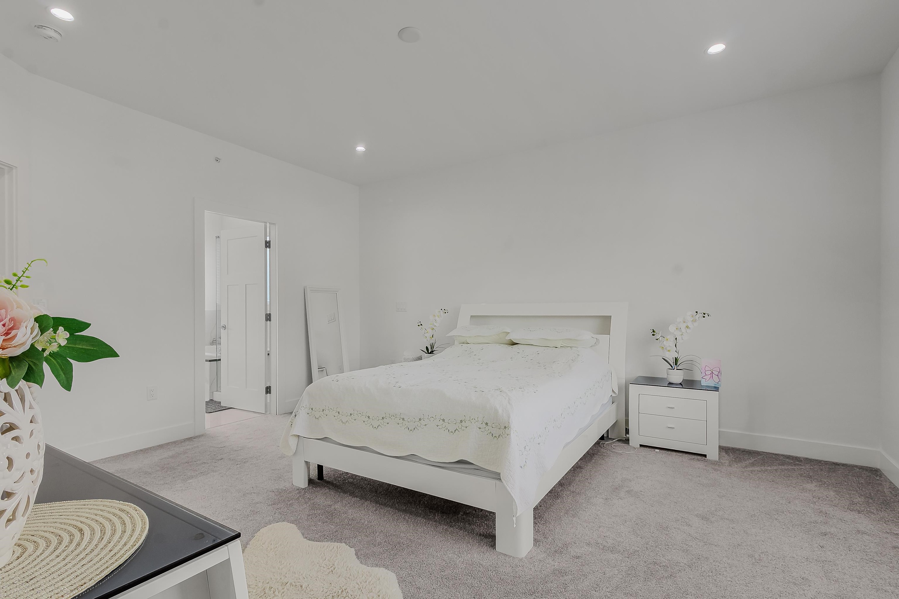 









33123


Benedict

Boulevard,
Mission,




BC
V2V 0H1

