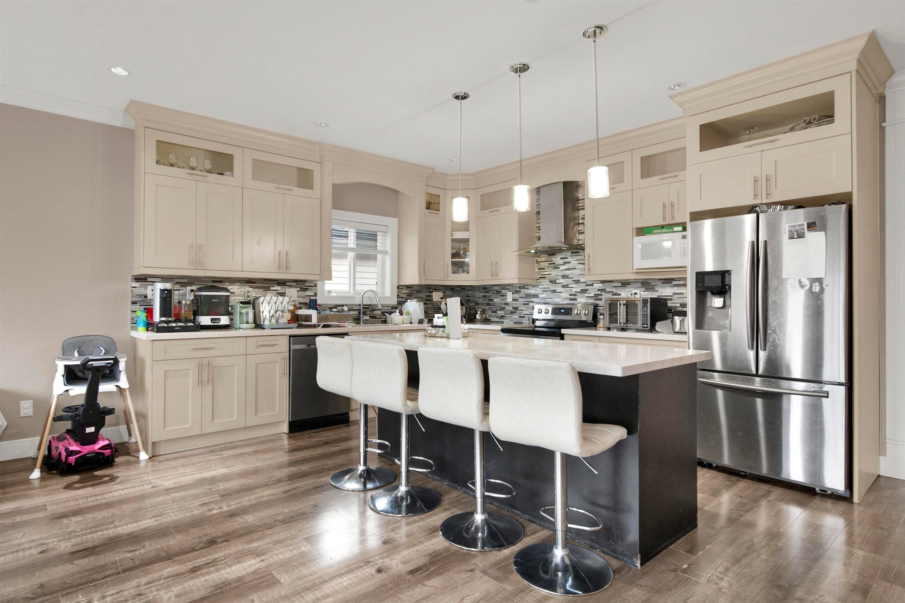 









3176


Engineer

Crescent,
Abbotsford,




BC
V4X 0A7

