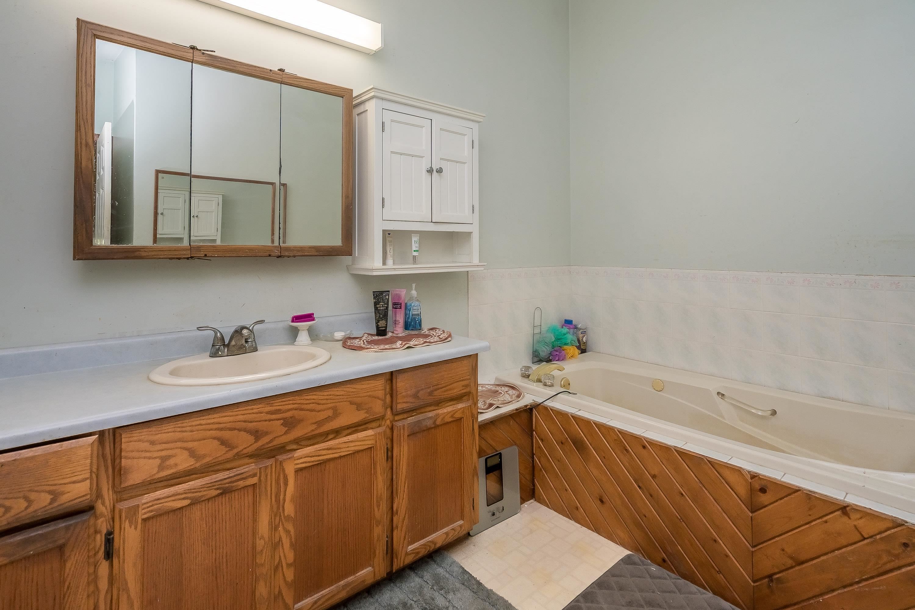 









24548


21b

Avenue,
Langley,




BC
V2Z 1J3

