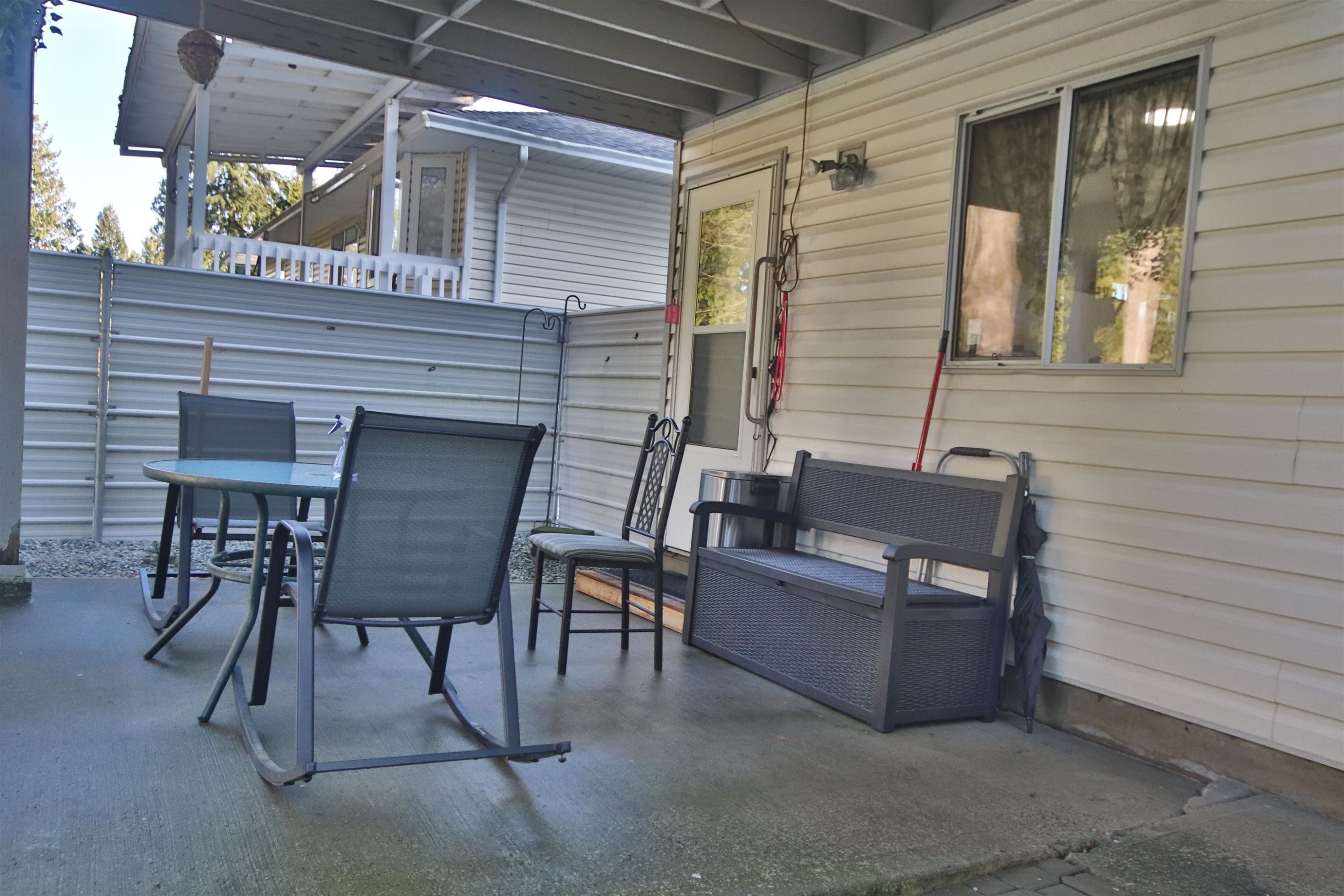 









15971


101a

Avenue,
Surrey,




BC
V4N 2N6

