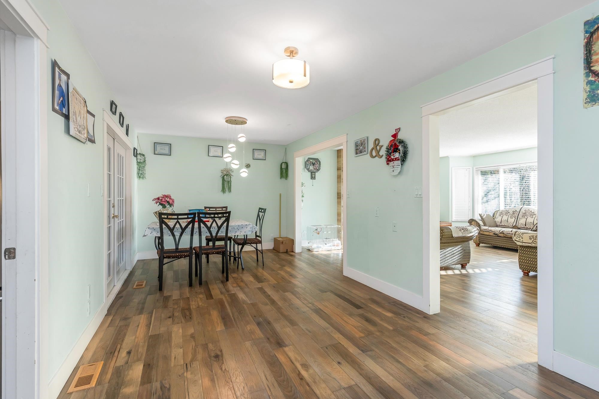 









32615


Bevan

Avenue,
Abbotsford,




BC
V2T 1G5

