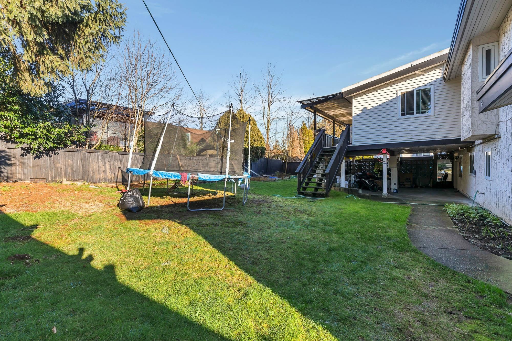 









32615


Bevan

Avenue,
Abbotsford,




BC
V2T 1G5

